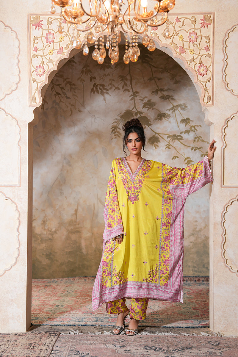 Nargis Naayab Kaftan