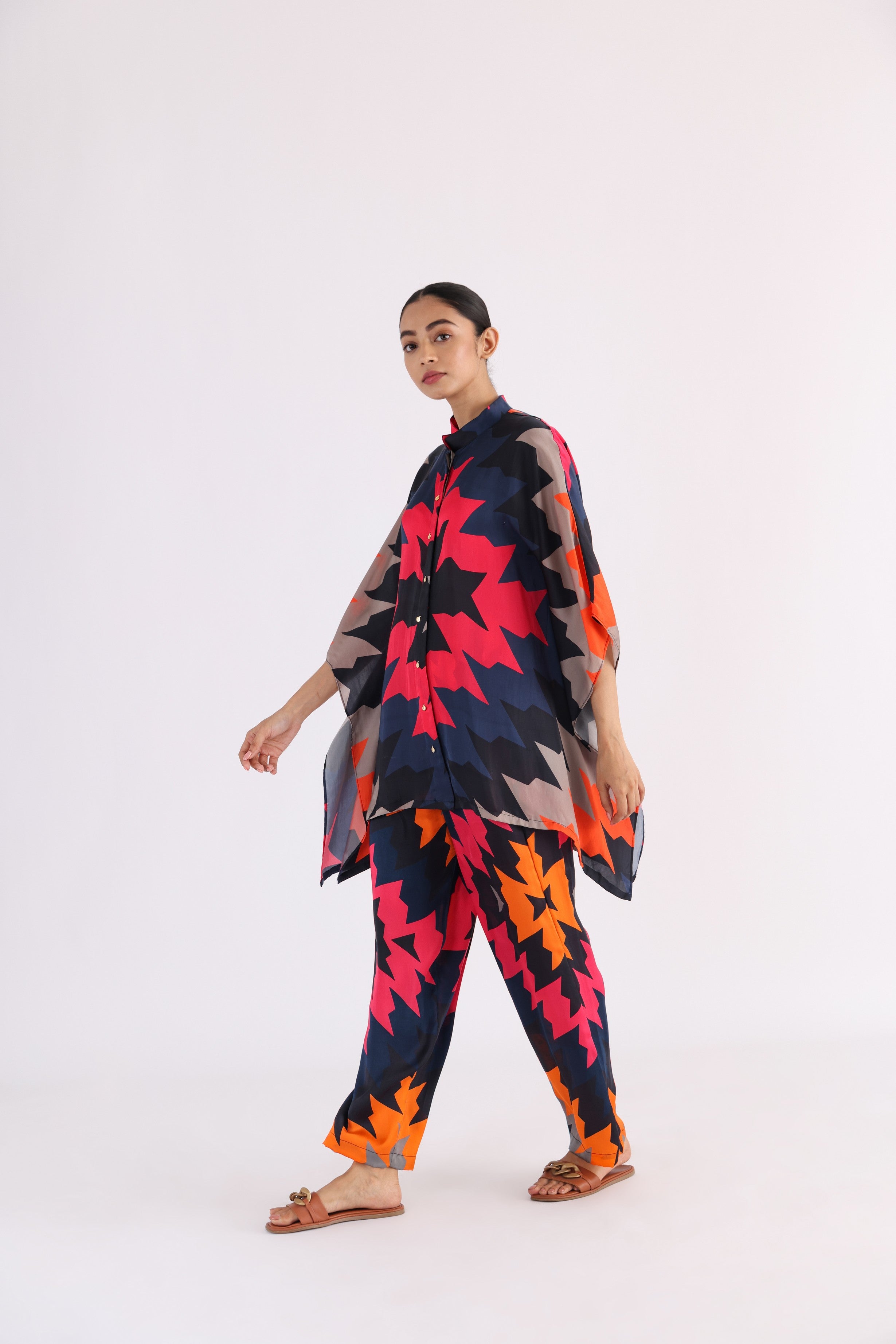 THE FLOW KAFTAN SHIRT