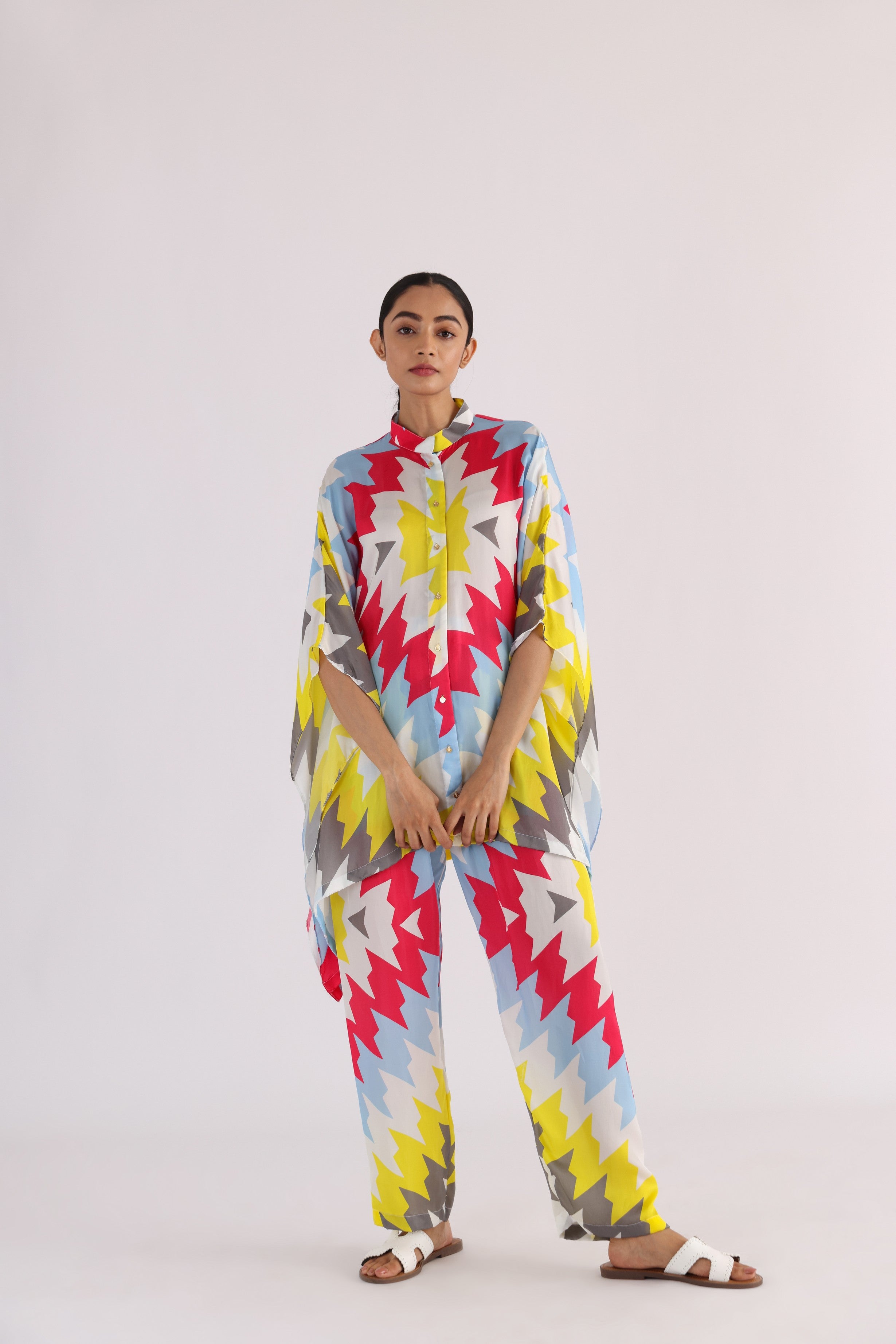 THE FLOW KAFTAN SHIRT