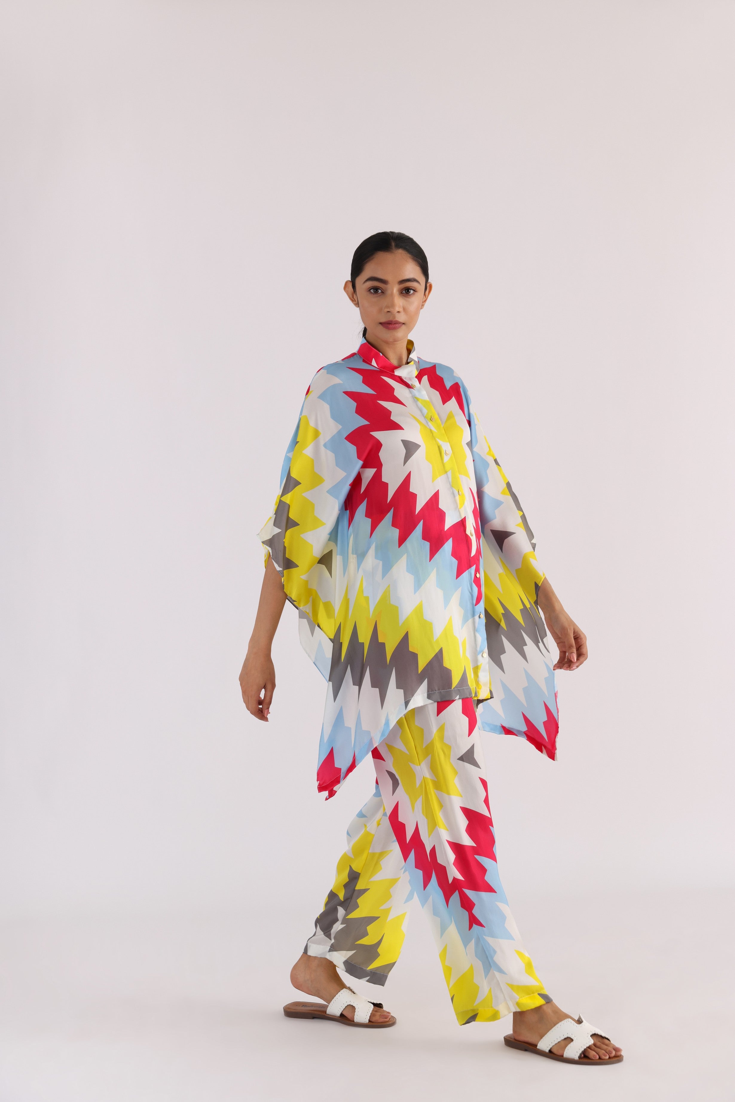 THE FLOW KAFTAN SHIRT