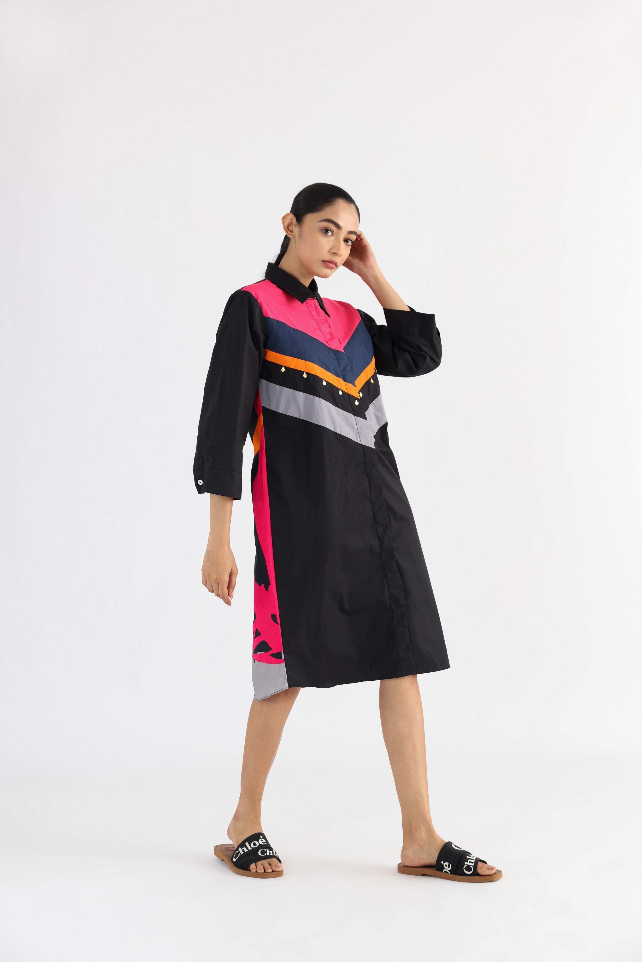V-BLOCK DRESS