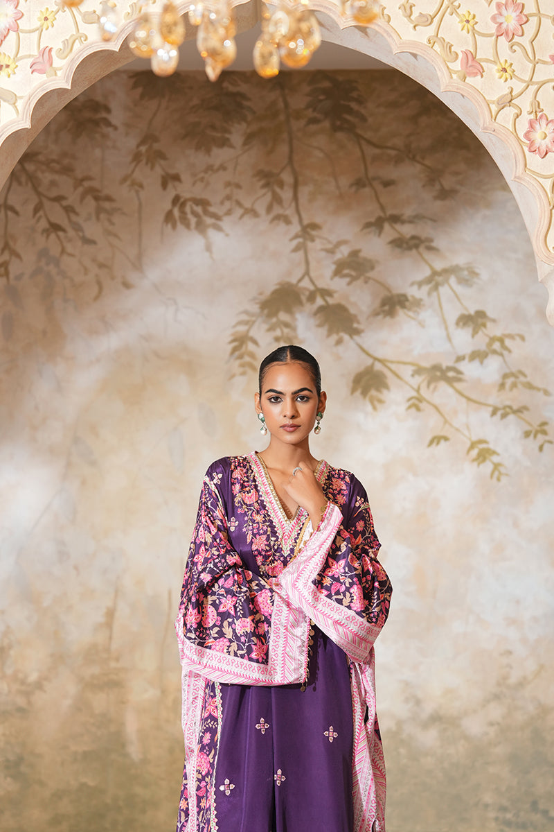 Jamni Naayab Kaftan Set