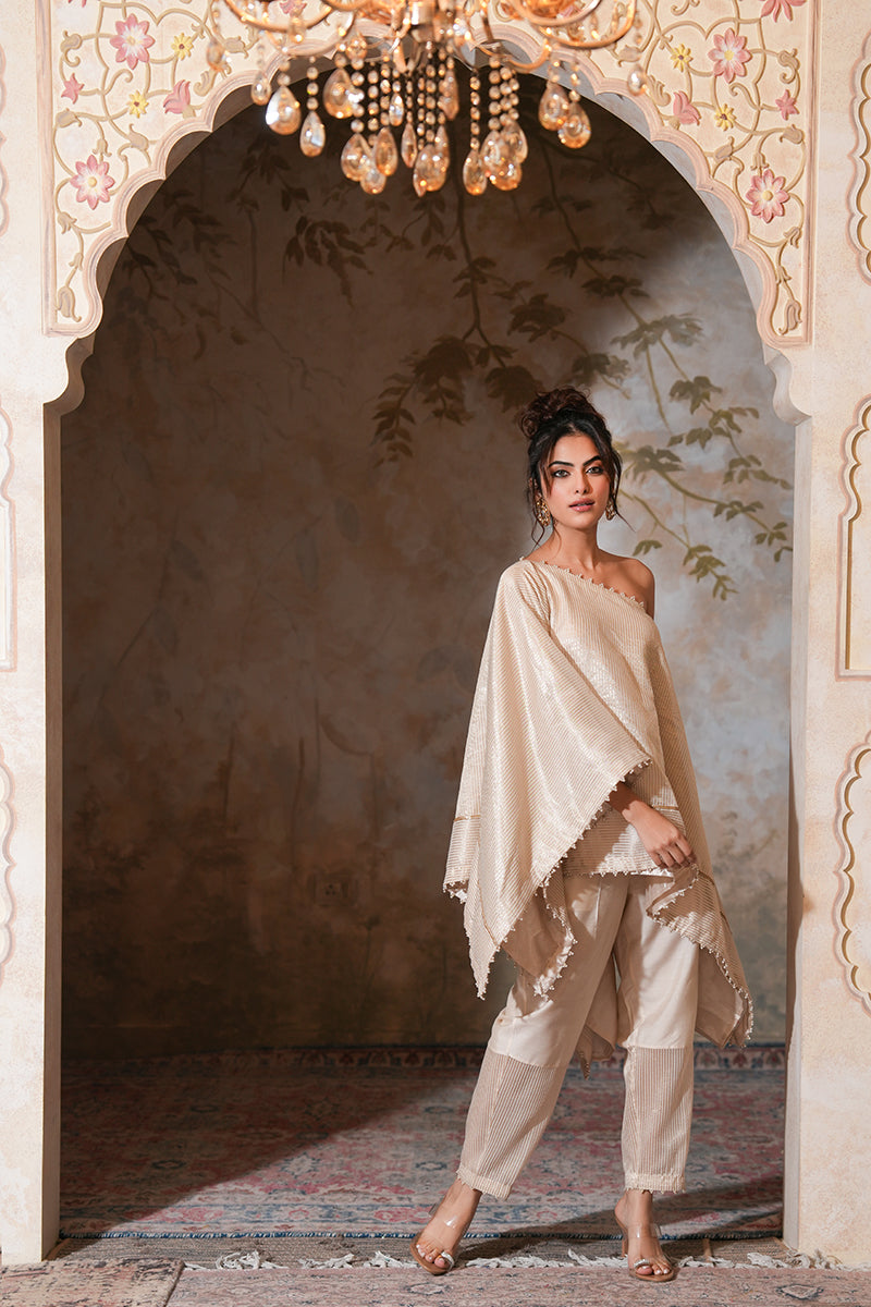 Kohra Tissue Silk Kaftan