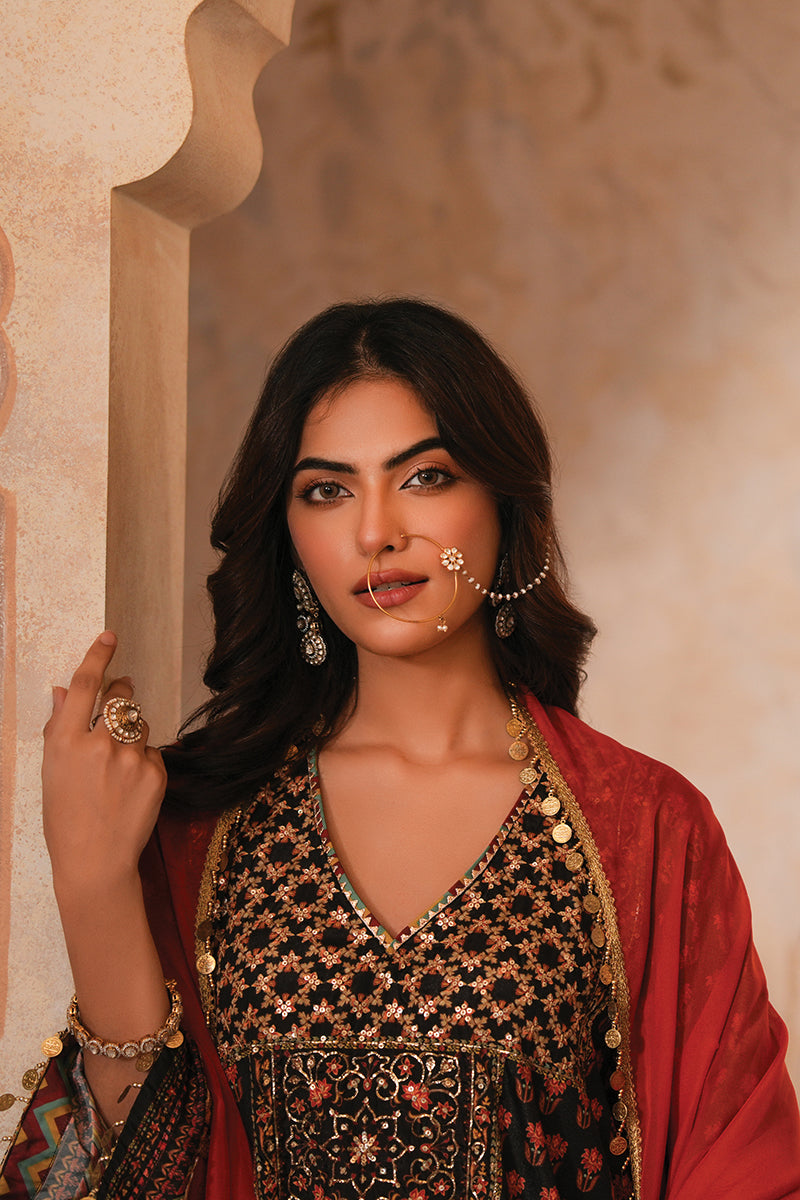 Siyah Sitara Kurta