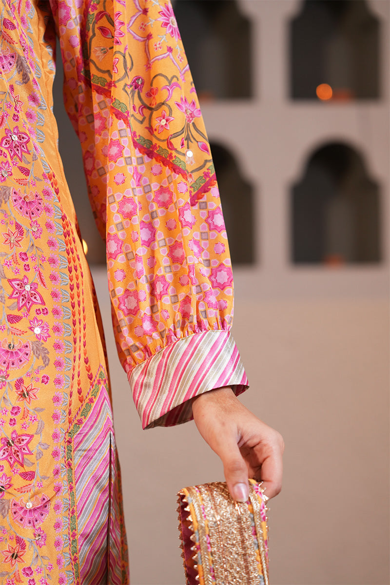 Mehreen Gulabi Kurta Set