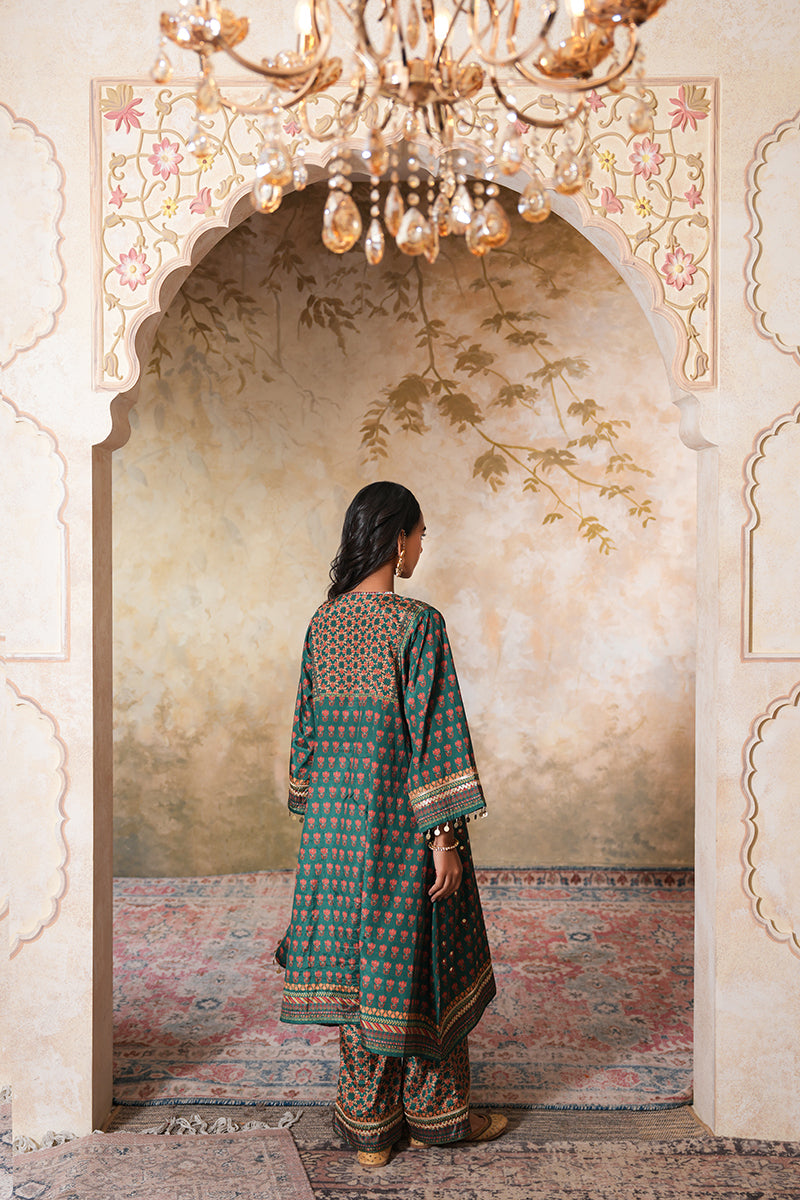 Gulnaz Sitara Kurta Set With Dupatta