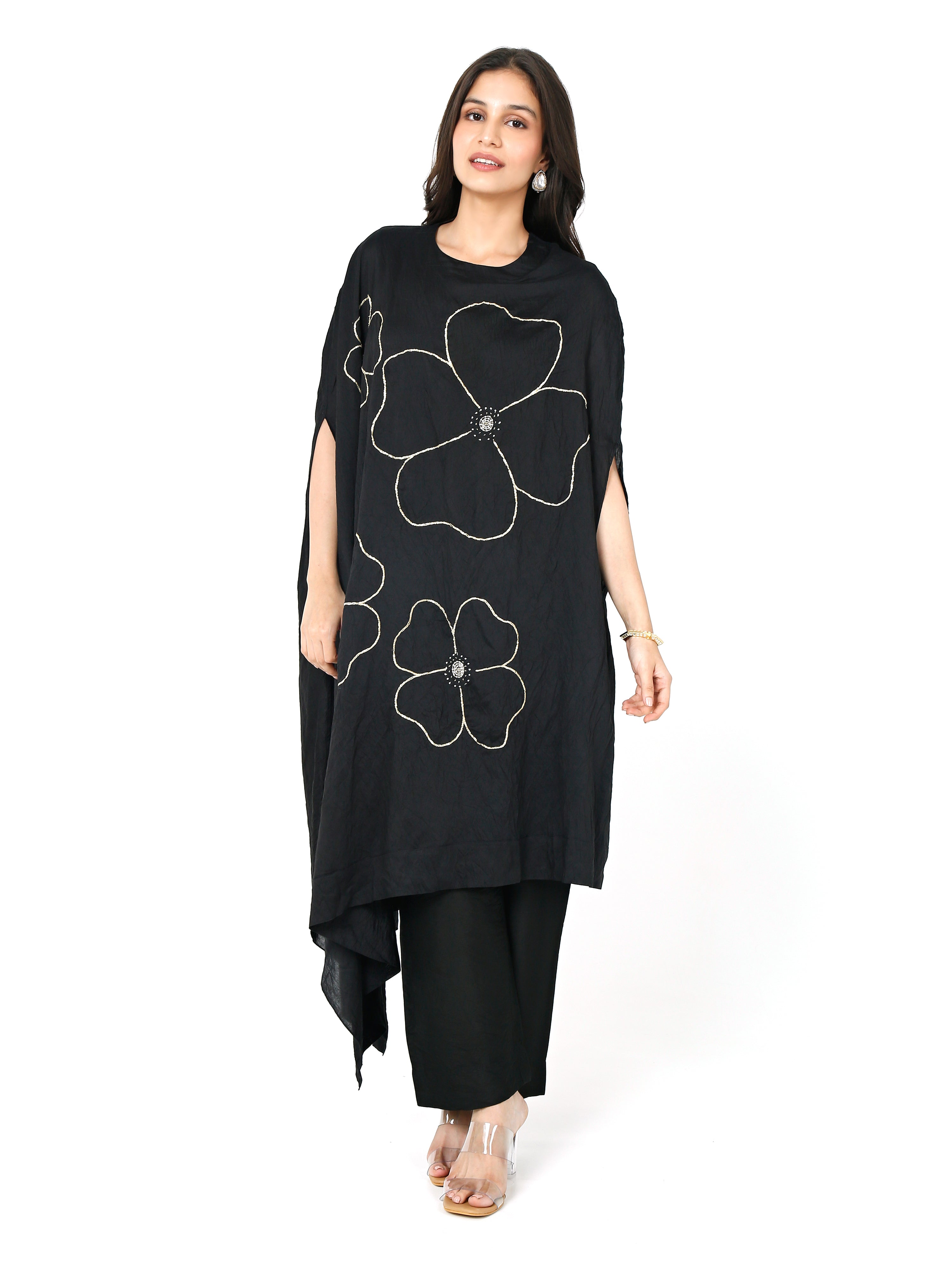 Black Pita cape