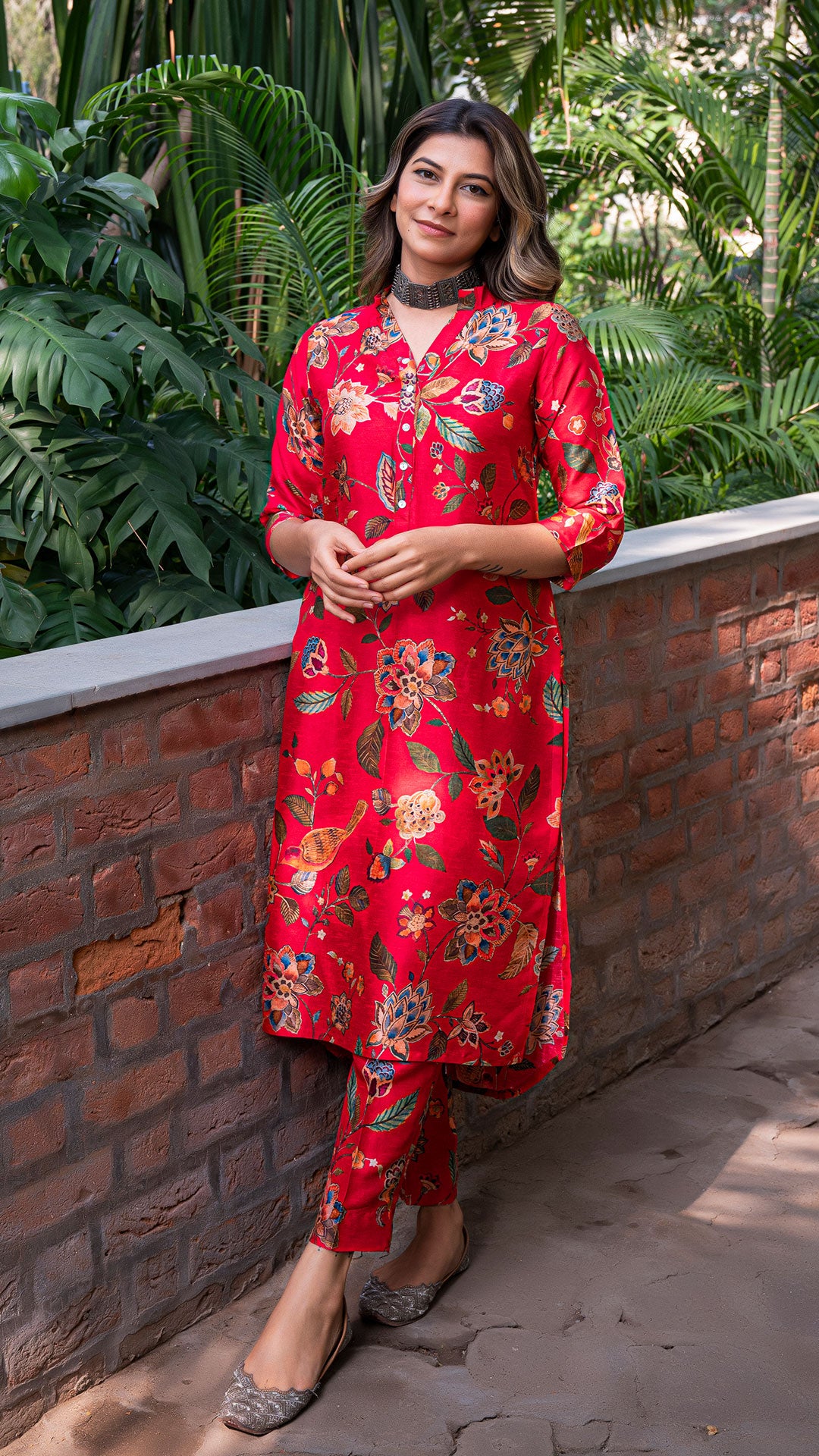 JAANVI SILK STRAIGHT KURTA + PANTS - RED