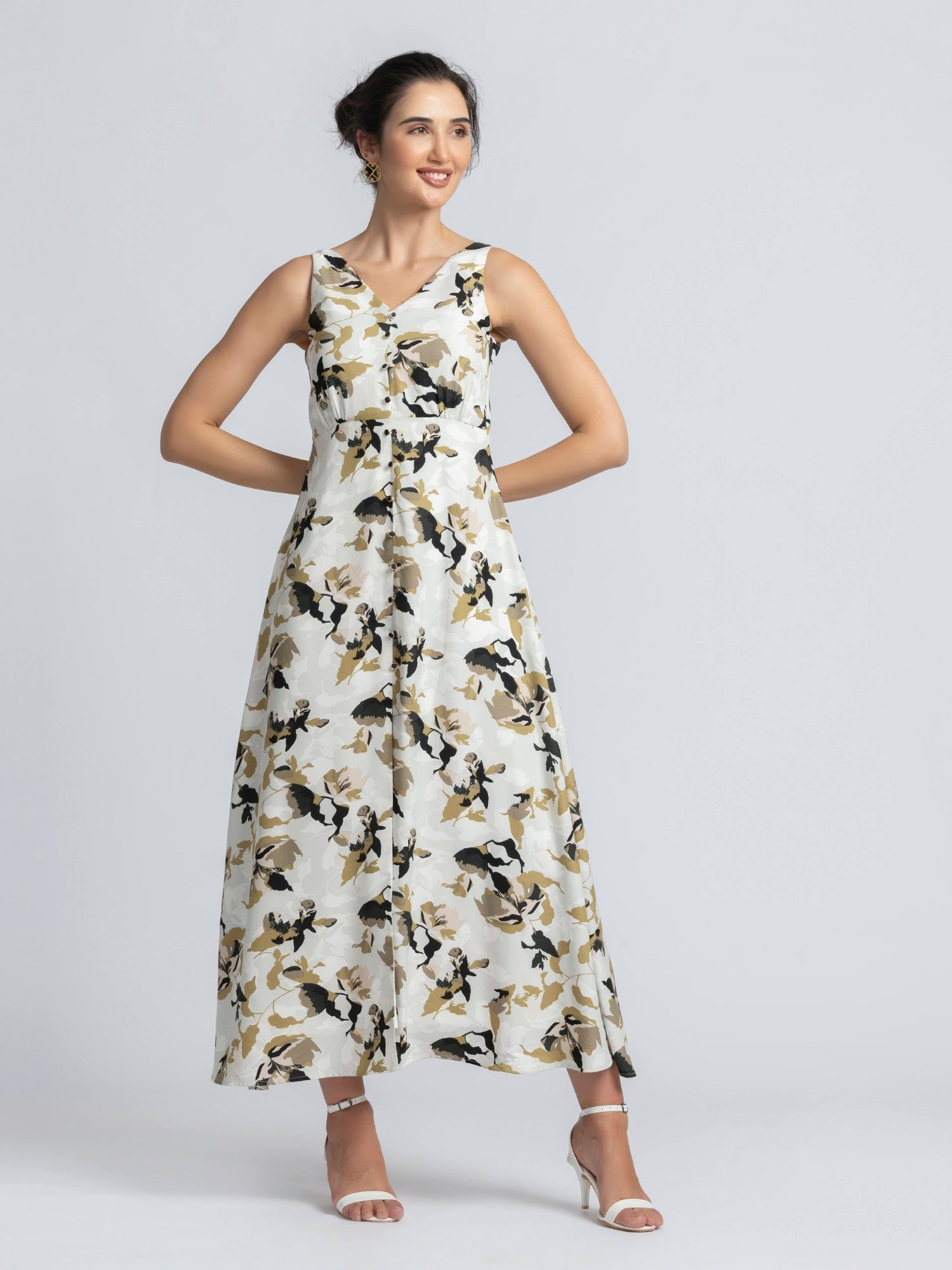 Autumn Romance V Maxi Dress
