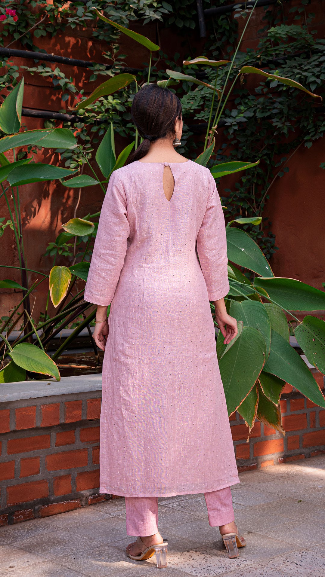 HASTI EMBELLISHED PURE LINEN KURTA + PANTS - PASTEL PINK