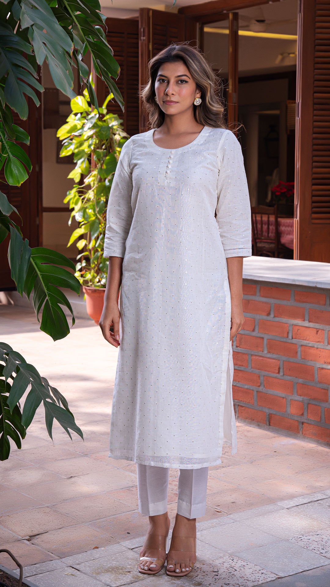 GANGA EMBELLISHED PURE LINEN KURTA + PANTS - PURE WHITE