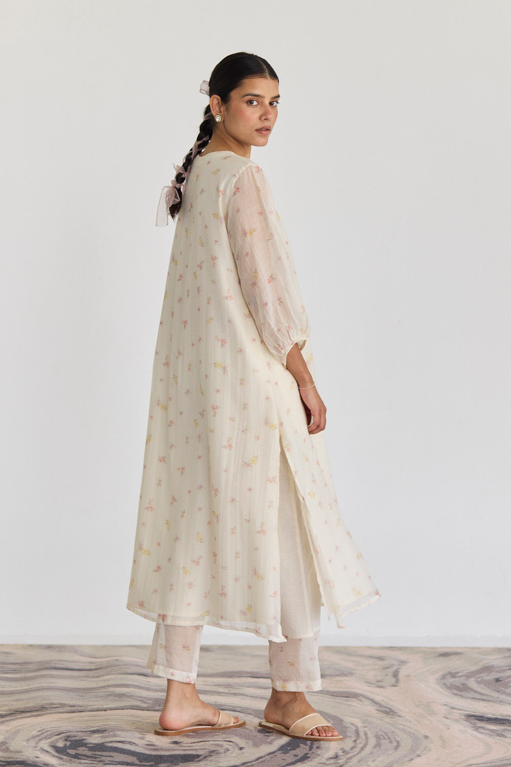 IVORY AND LEMON FLORRETE SET