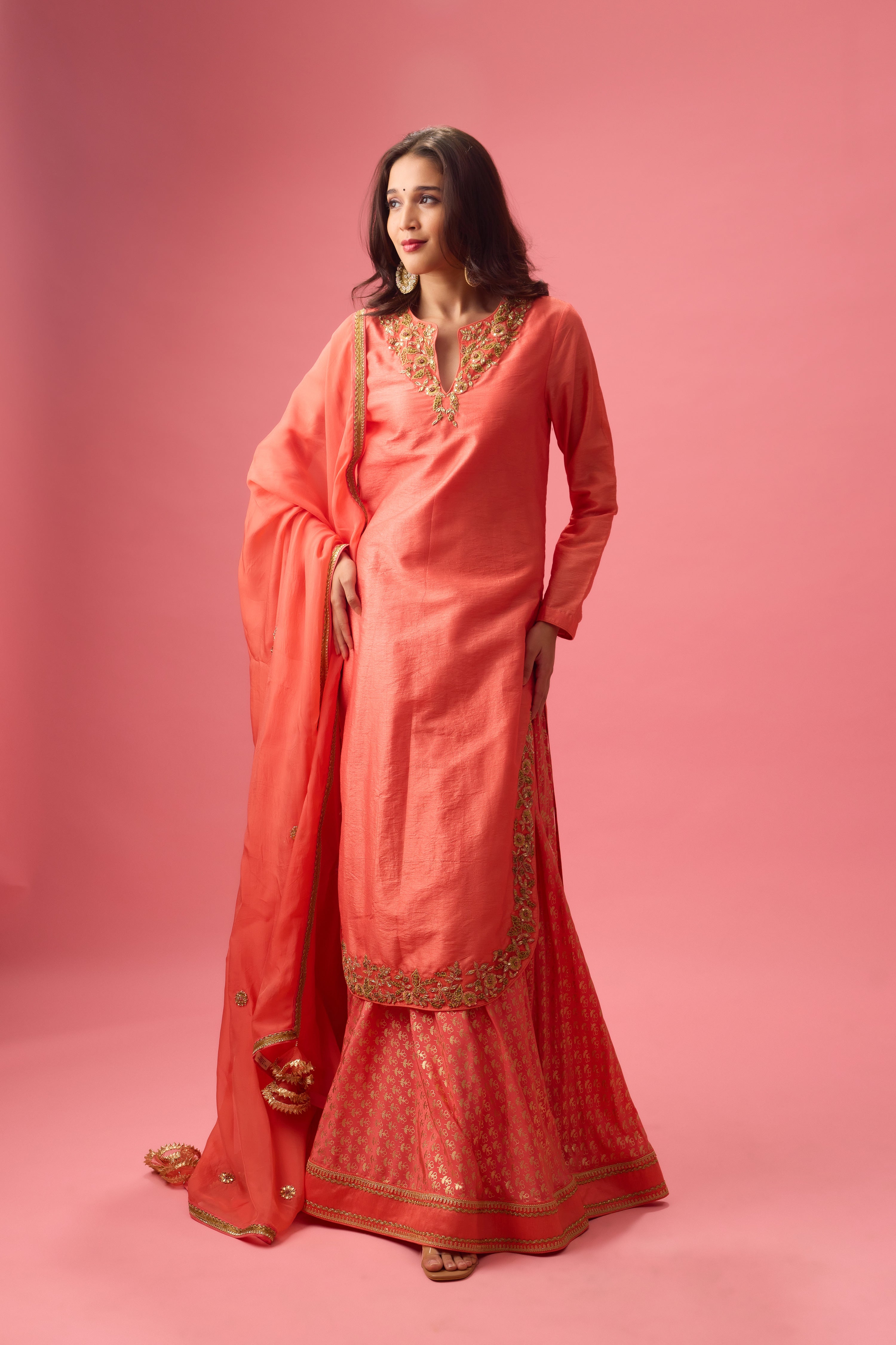 APPLE CUT KURTA WITH DOUBLE LAYER ORGANZA PAIRED WITH DUPATTA