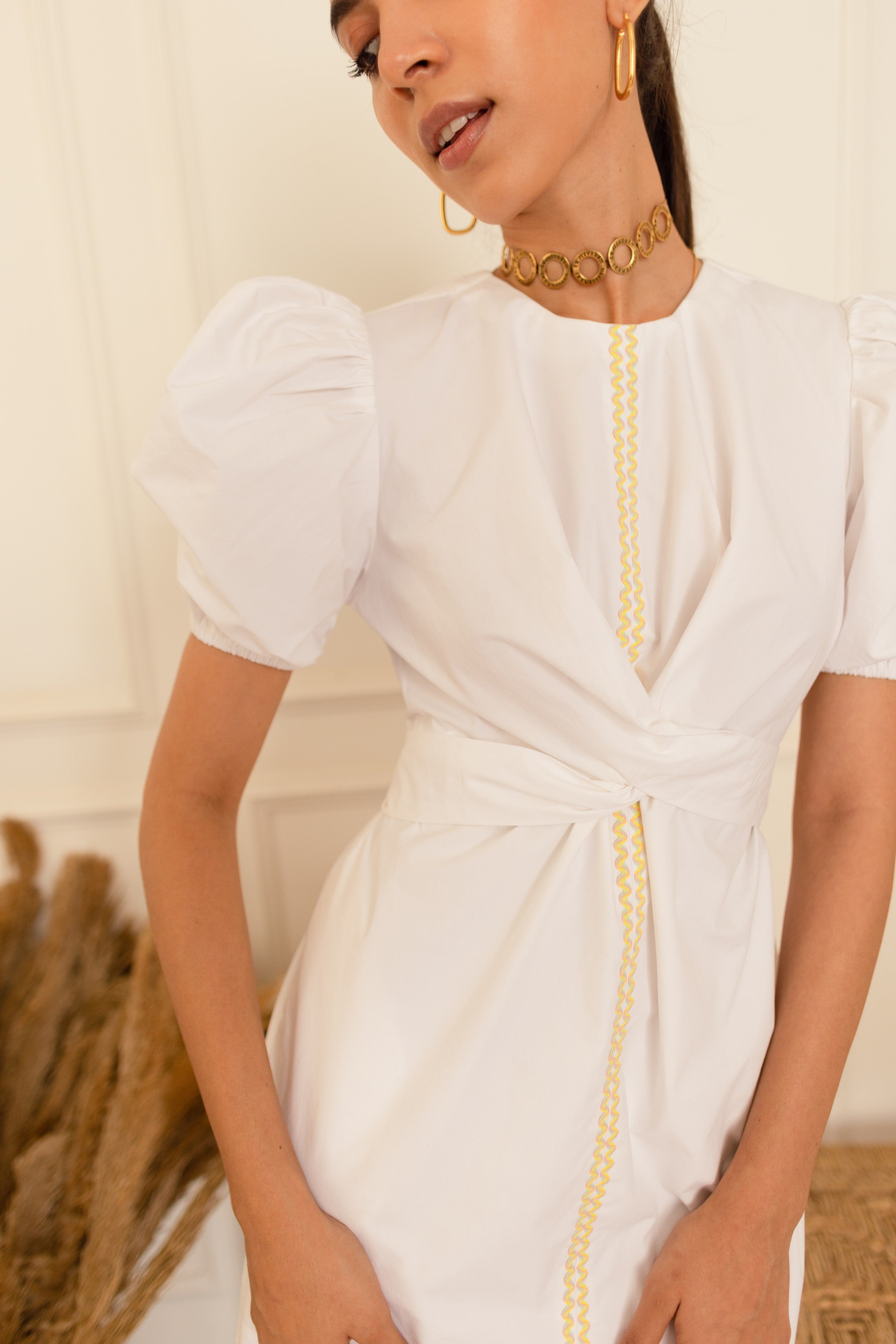 White Short Dress with Retract Lace