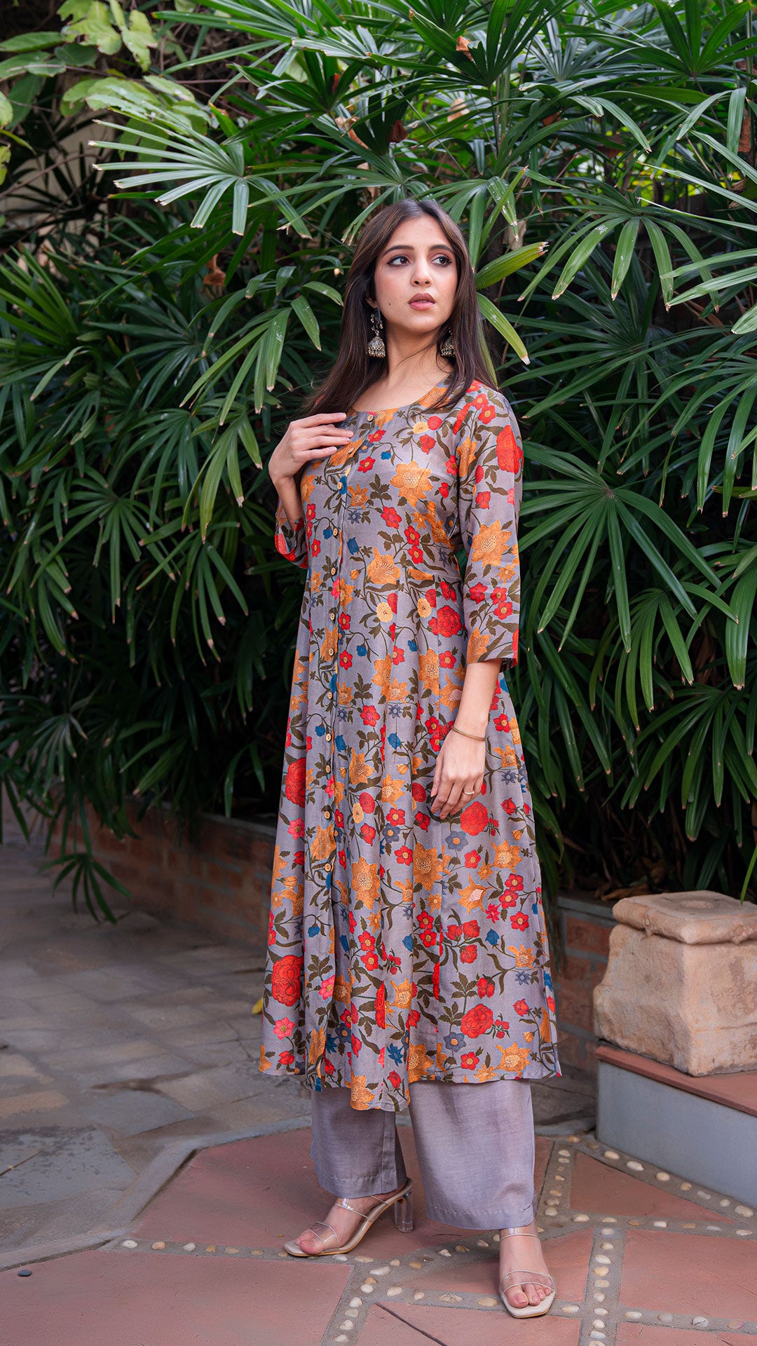 AADYA FLORAL JAAL SILK KURTA + PANTS - GREY