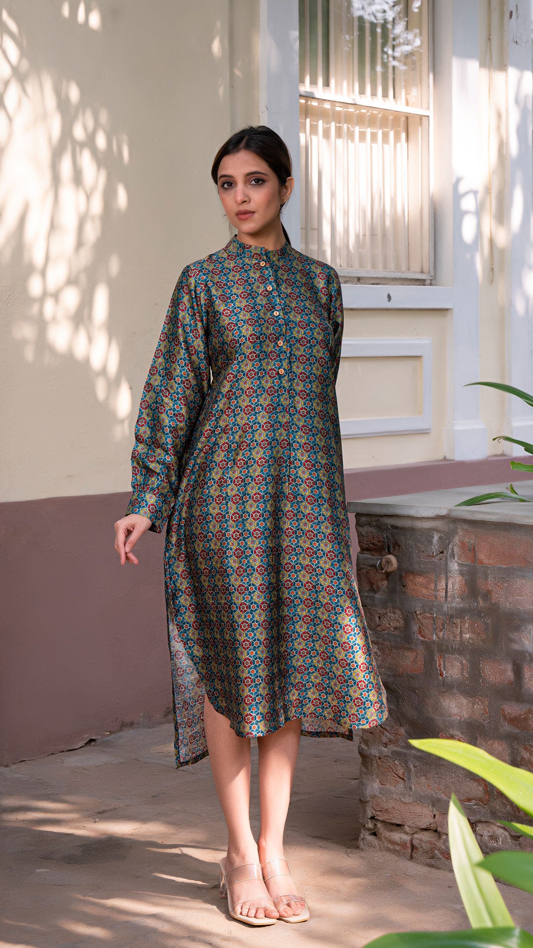 KAHINI AJARAKH PRINTED KAFTAN IN SILK