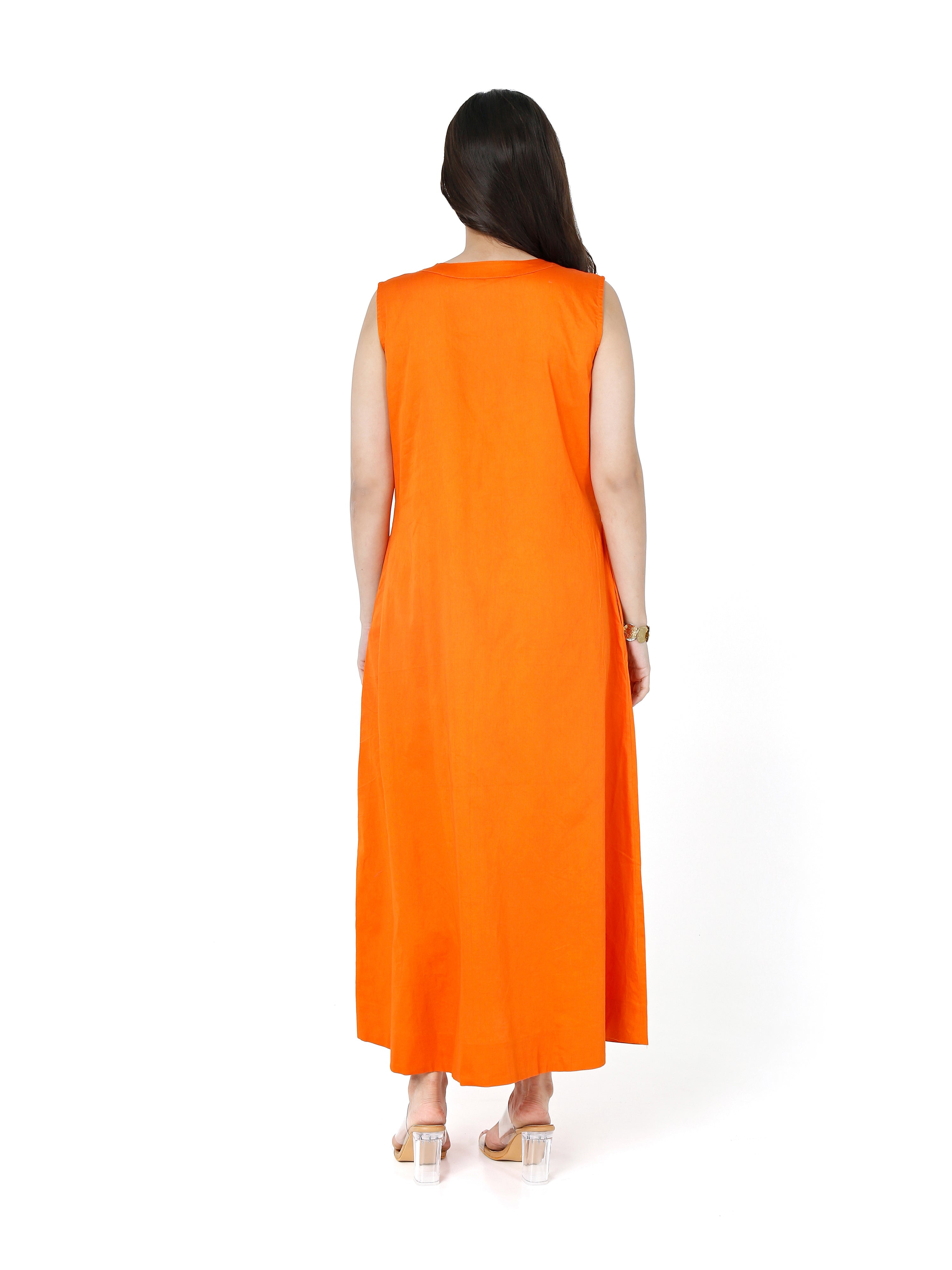 Classic long sleeveless dress