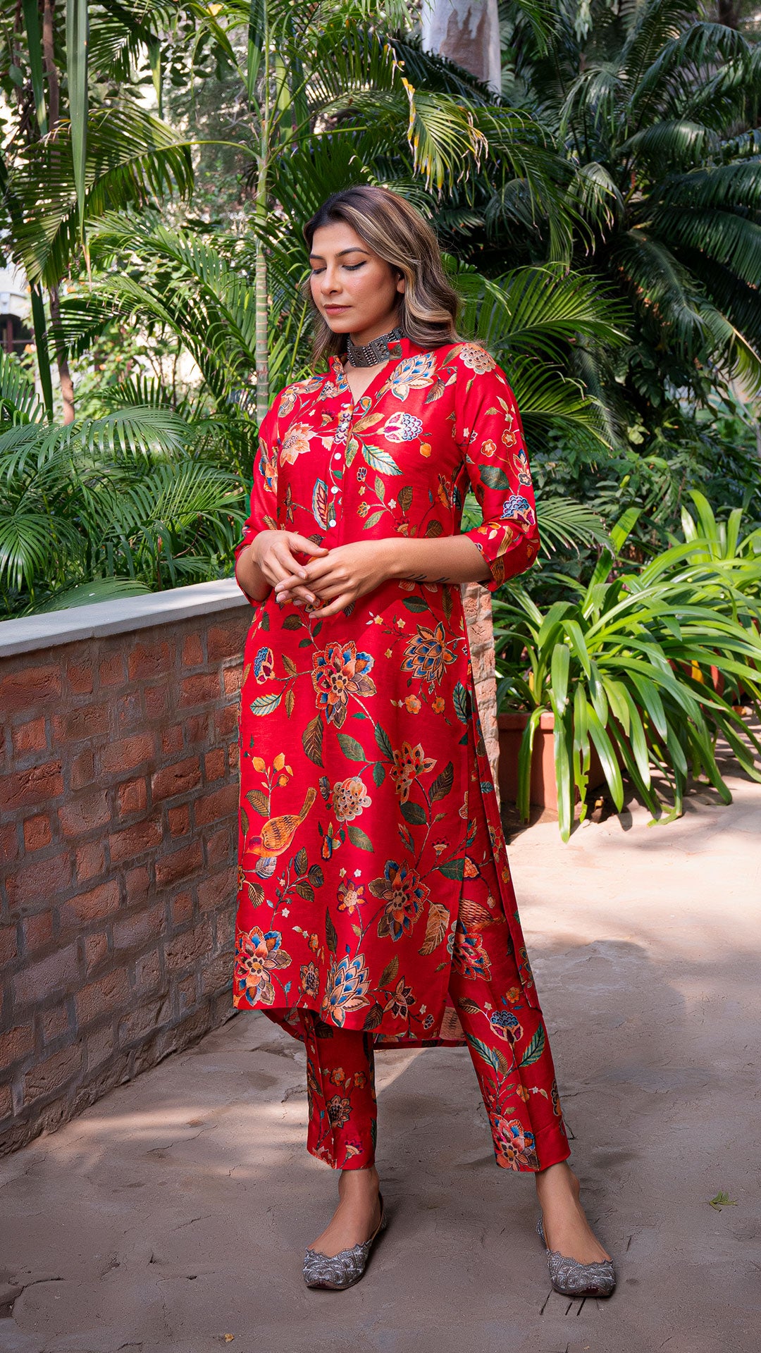 JAANVI SILK STRAIGHT KURTA + PANTS - RED