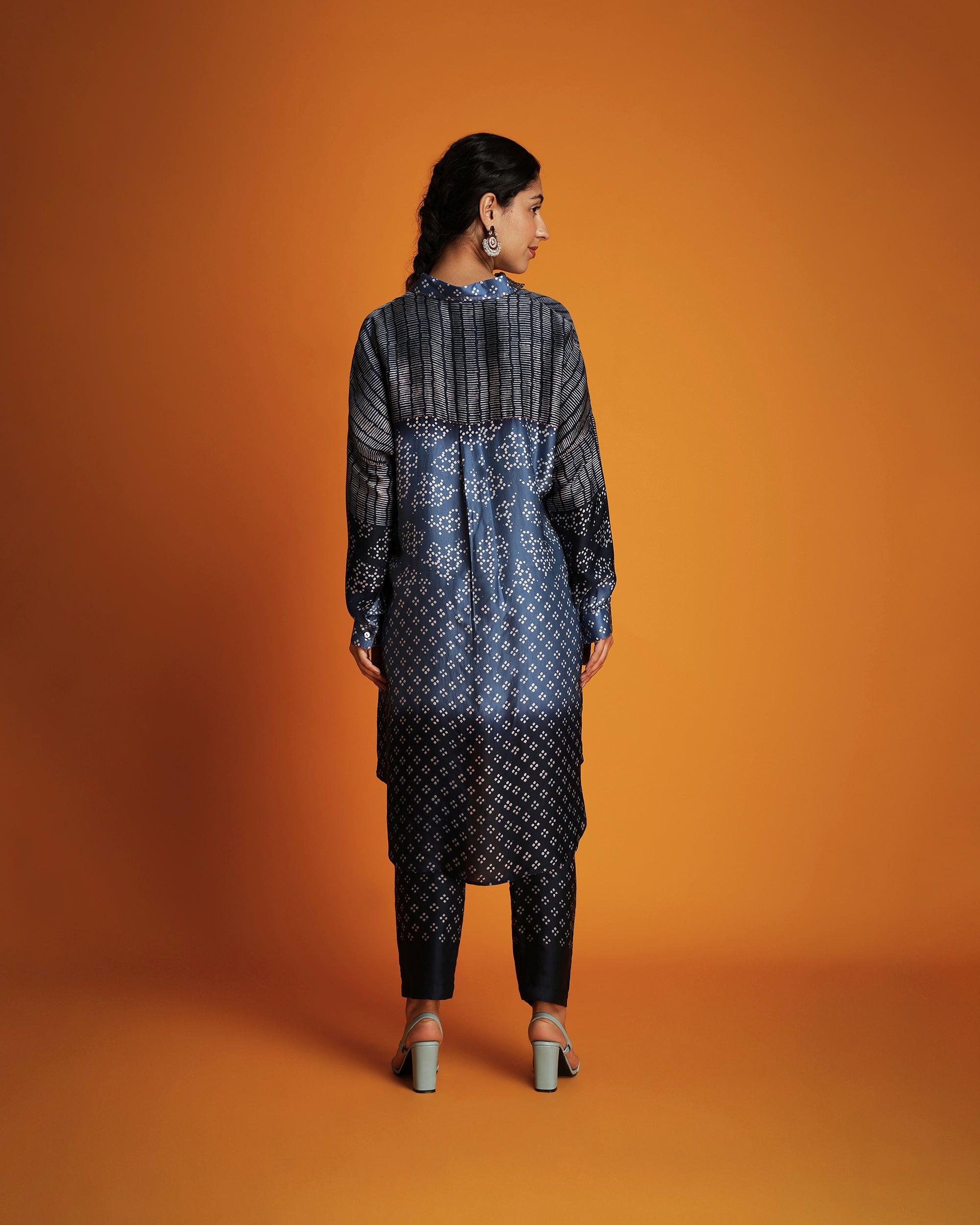 Indigo ombre-printed narrow pants