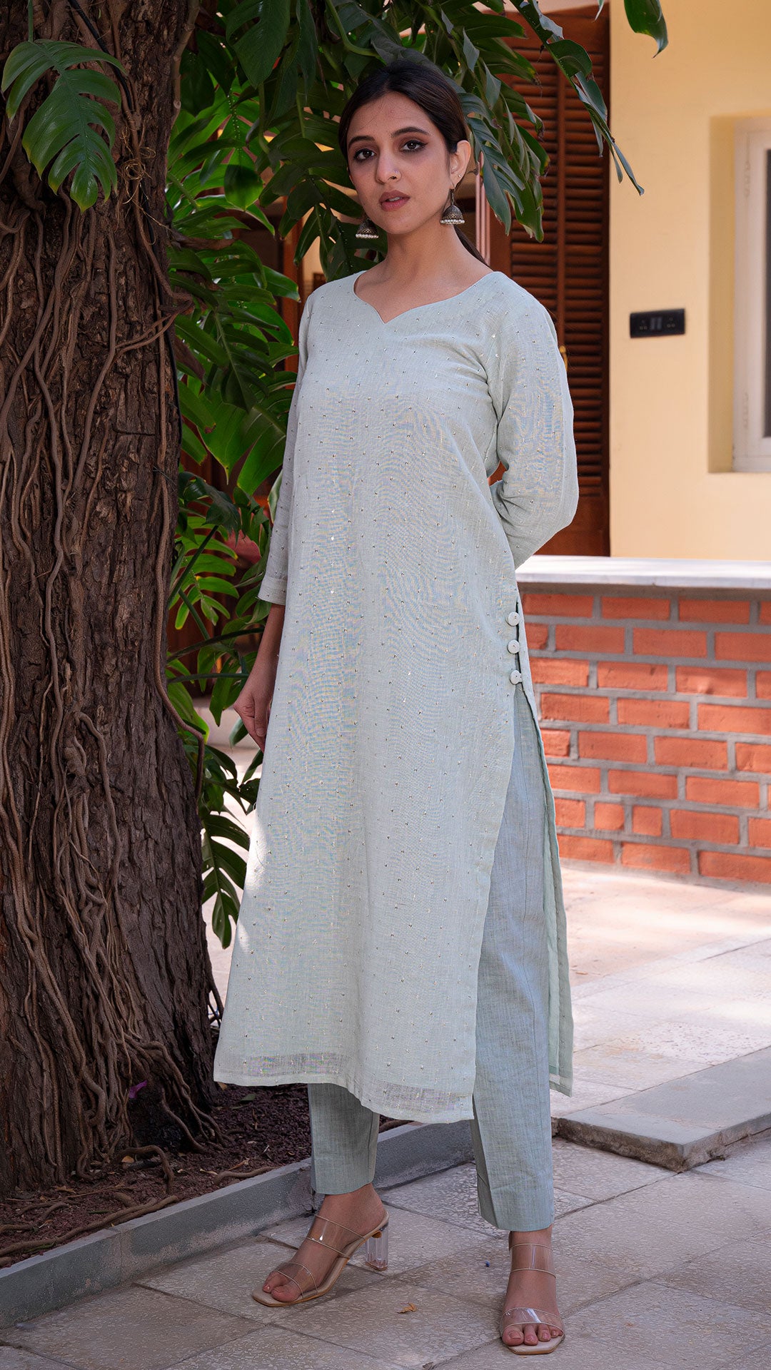 HRIDA EMBELLISHED PURE LINEN KURTA + PANTS - MINT GREEN