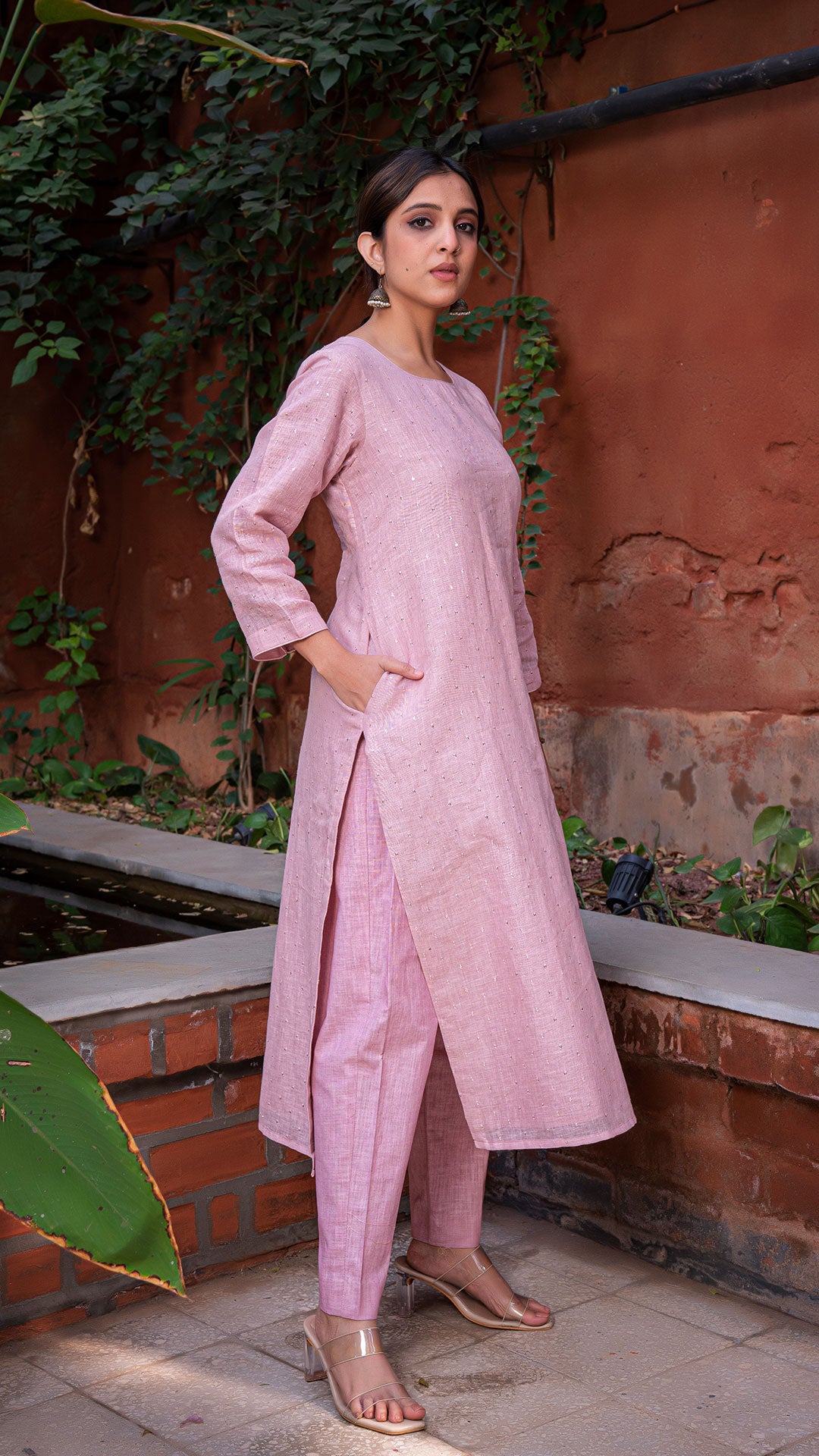 HASTI EMBELLISHED PURE LINEN KURTA + PANTS - PASTEL PINK