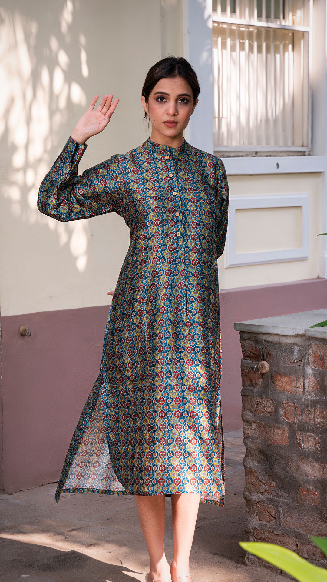 KAHINI AJARAKH PRINTED KAFTAN IN SILK