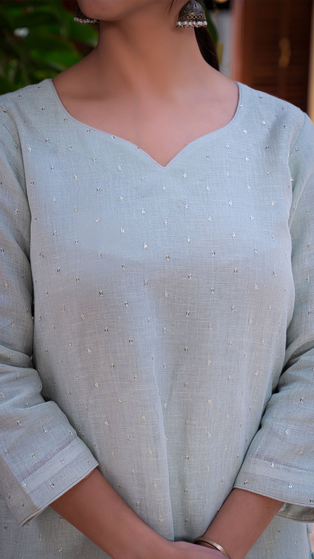 HRIDA EMBELLISHED PURE LINEN KURTA + PANTS - MINT GREEN