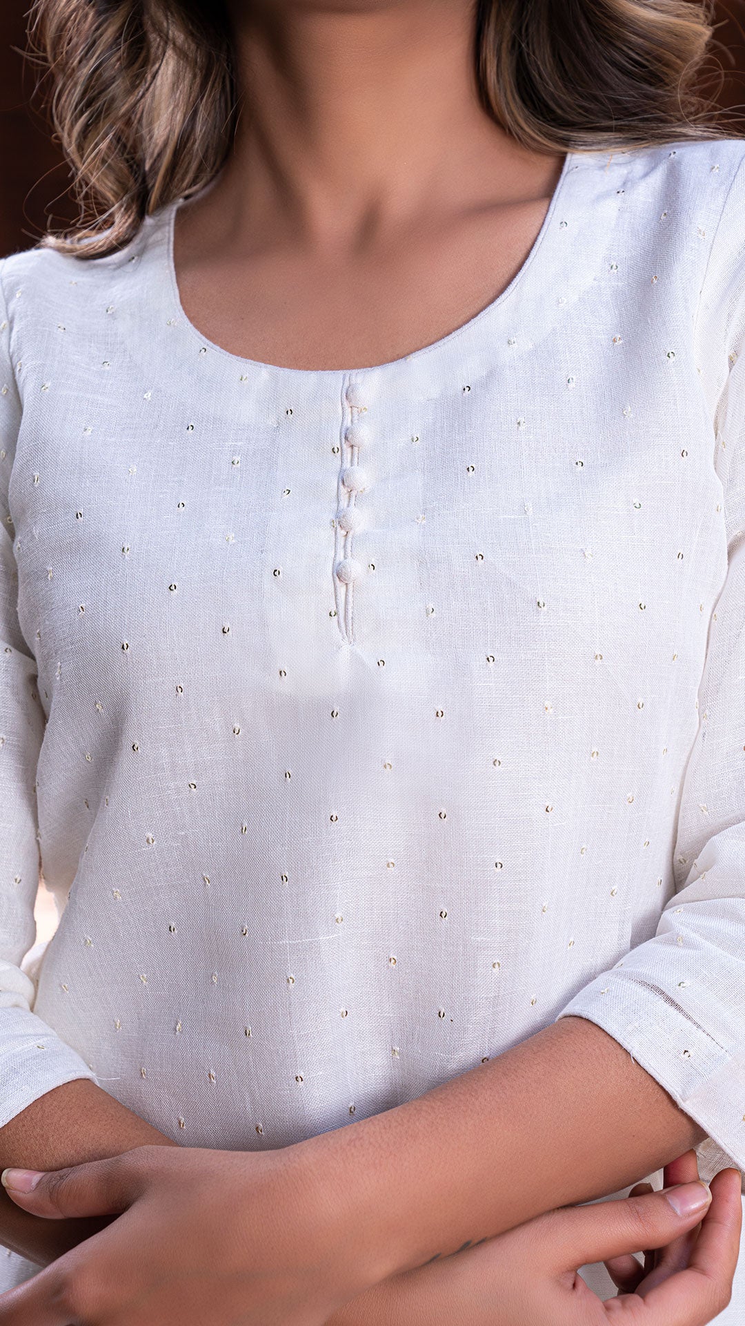 GANGA EMBELLISHED PURE LINEN KURTA + PANTS - PURE WHITE