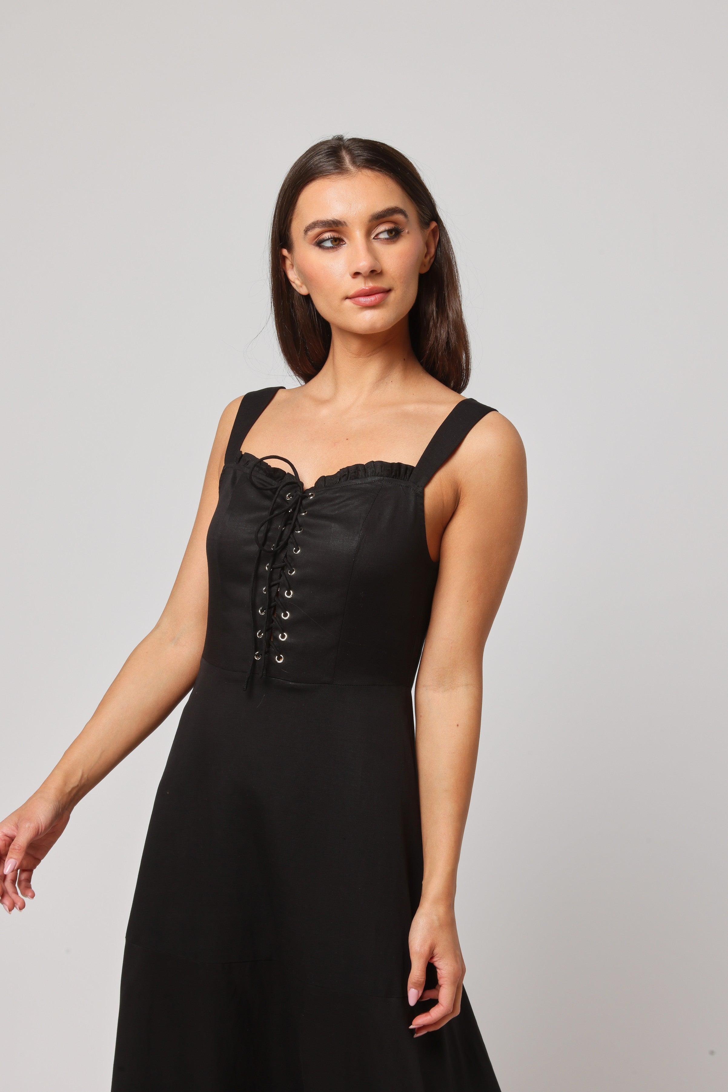 Husn – Elegance Woven in Mystery