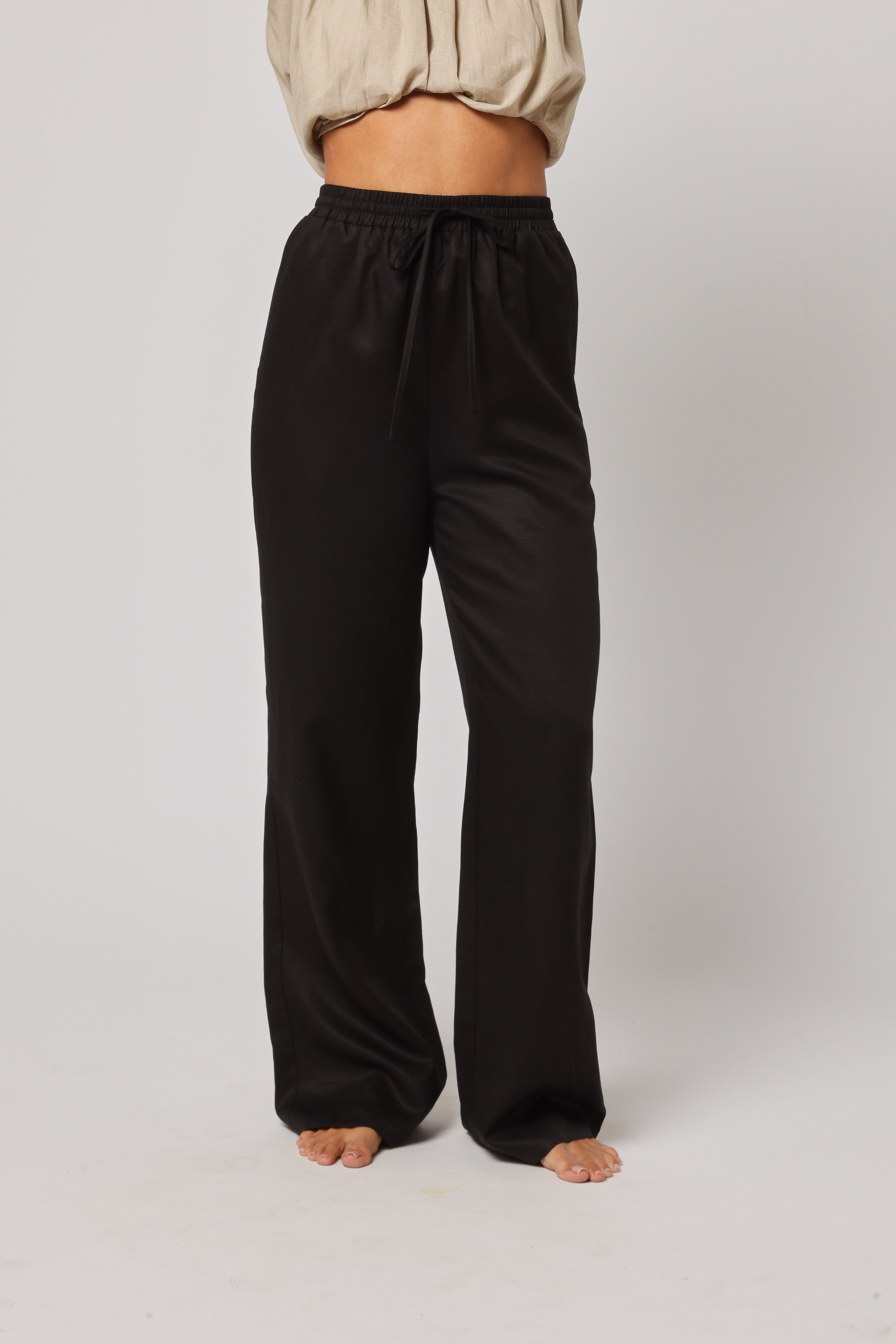 SAANJ Trouser – The Art of Effortless Sophistication