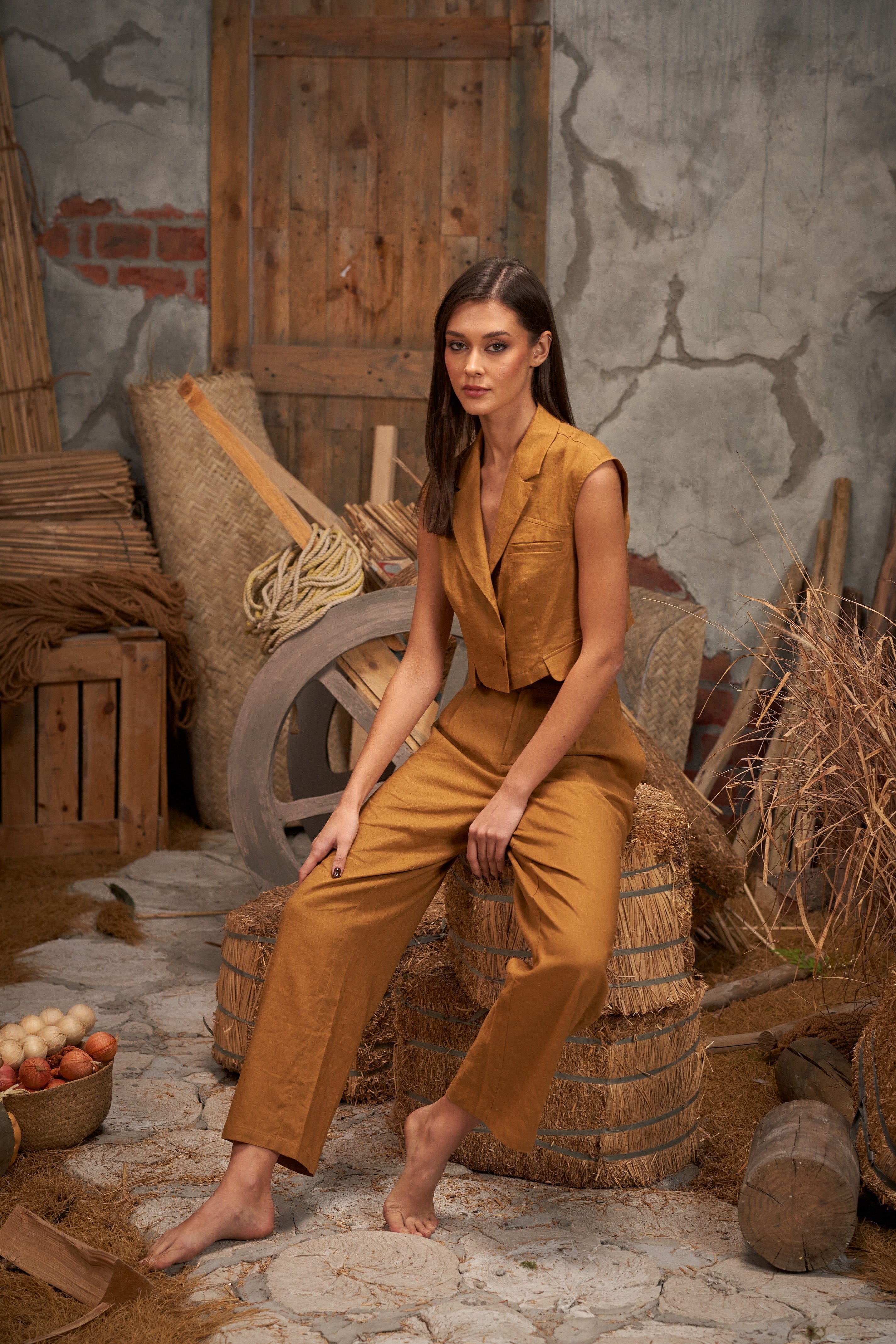 Numa Trouser – The Essence of Power And Poise