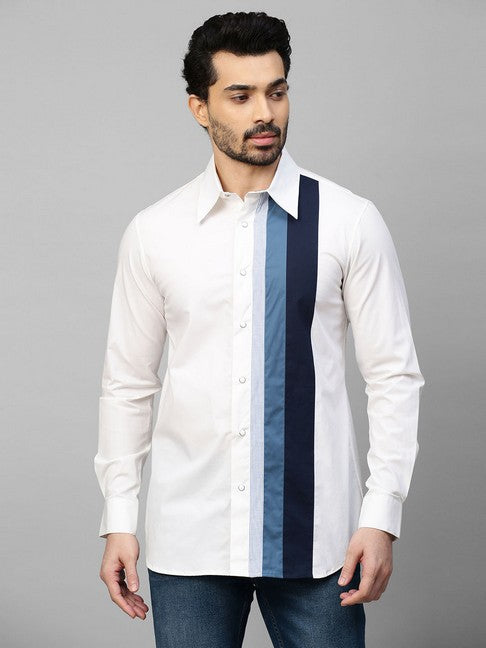 White shirt with striped blue