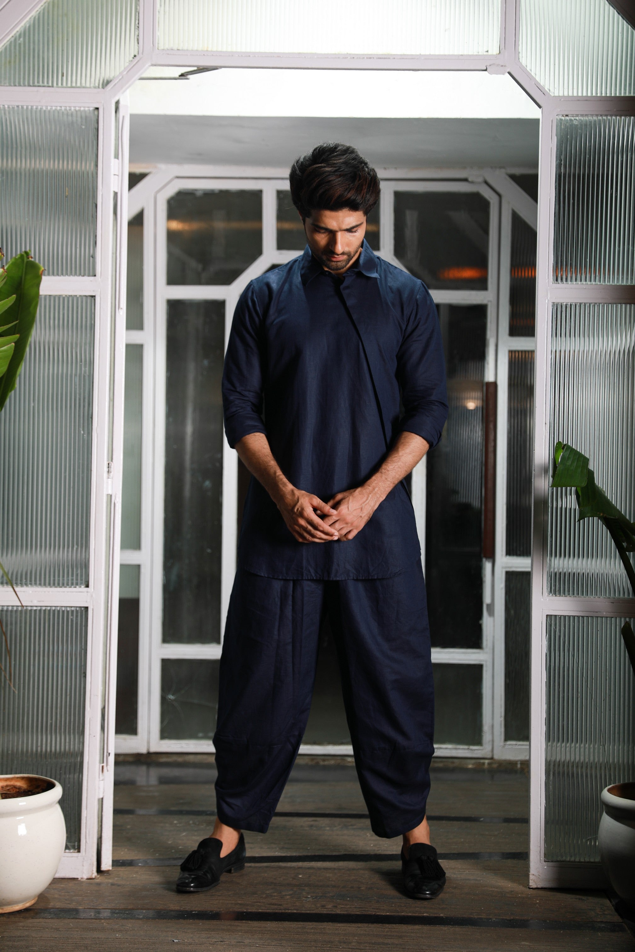 Blue linen small collared kurta with dhoti pants