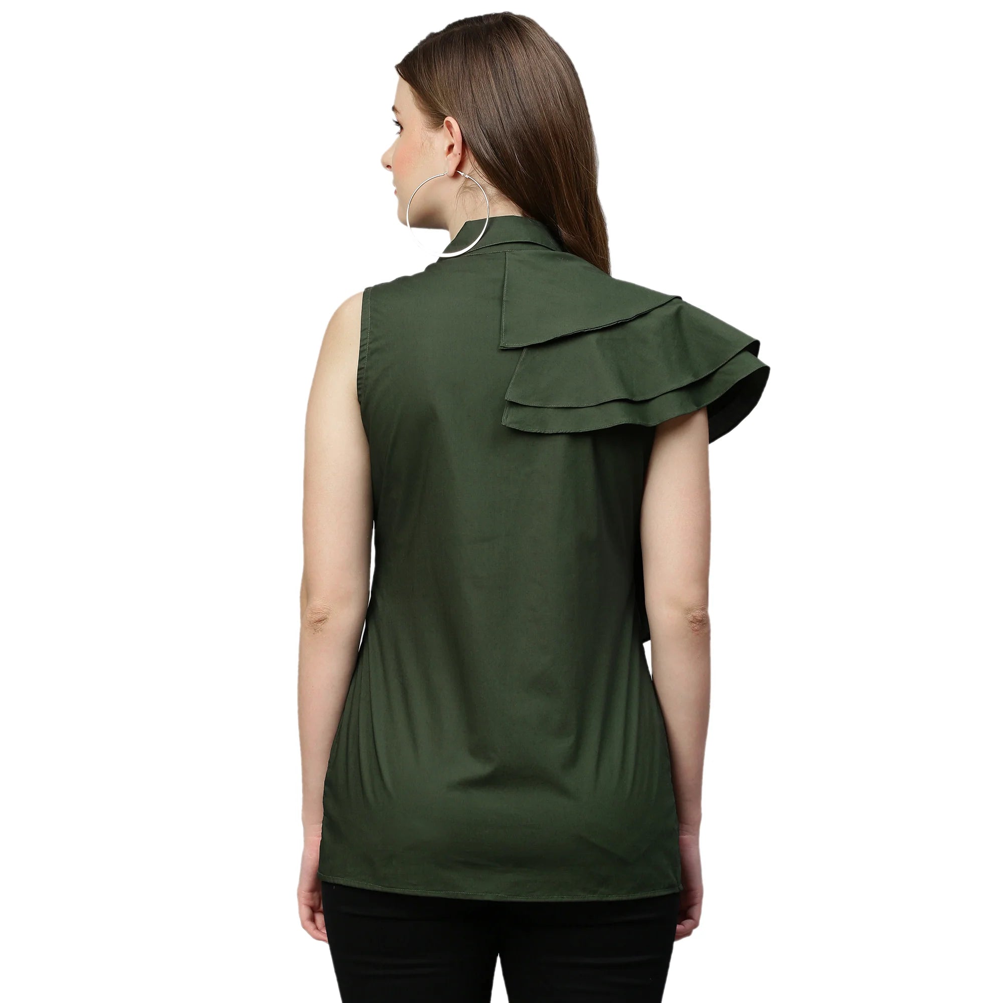Extended collar and frill top