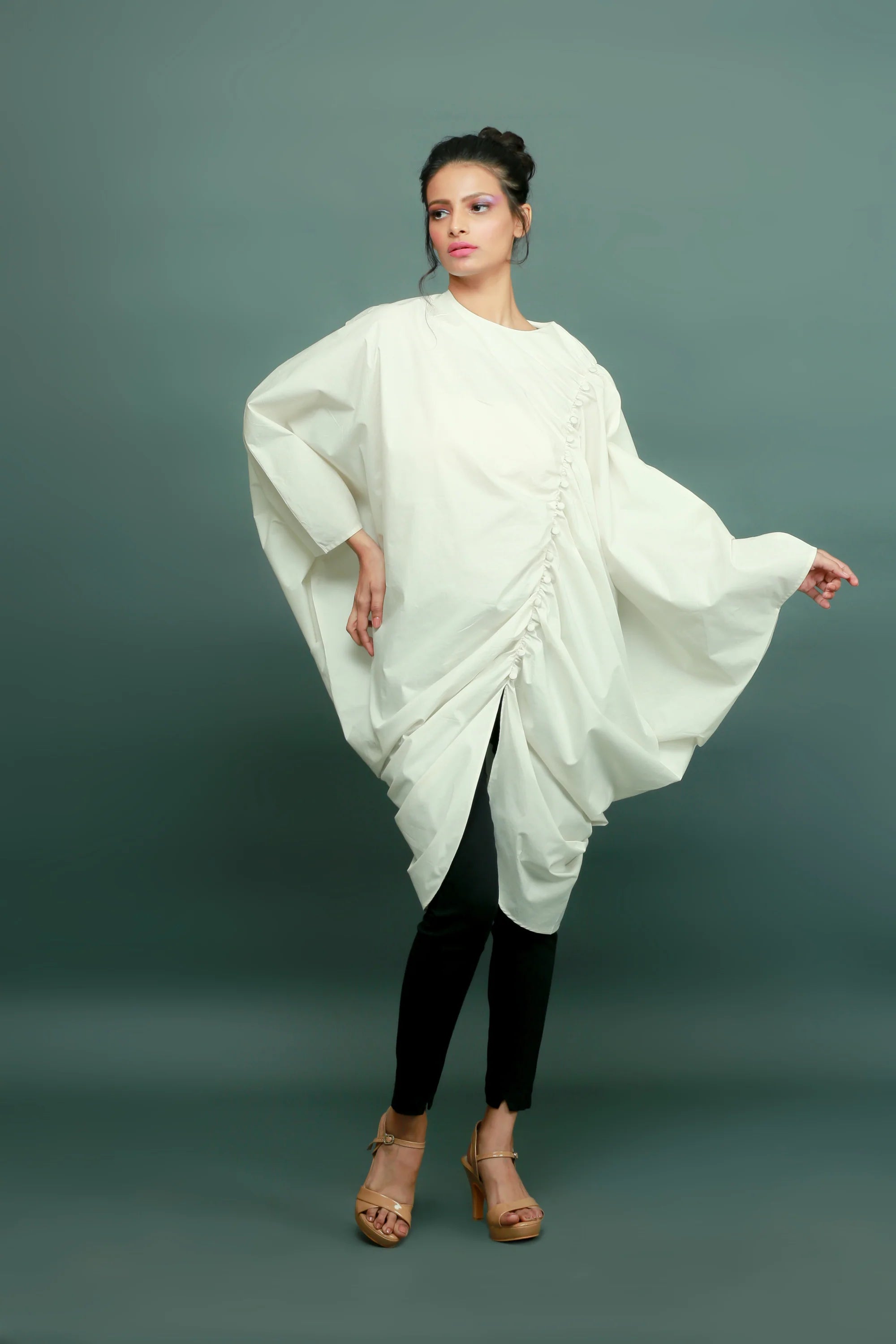 Off white raglan sleeves top