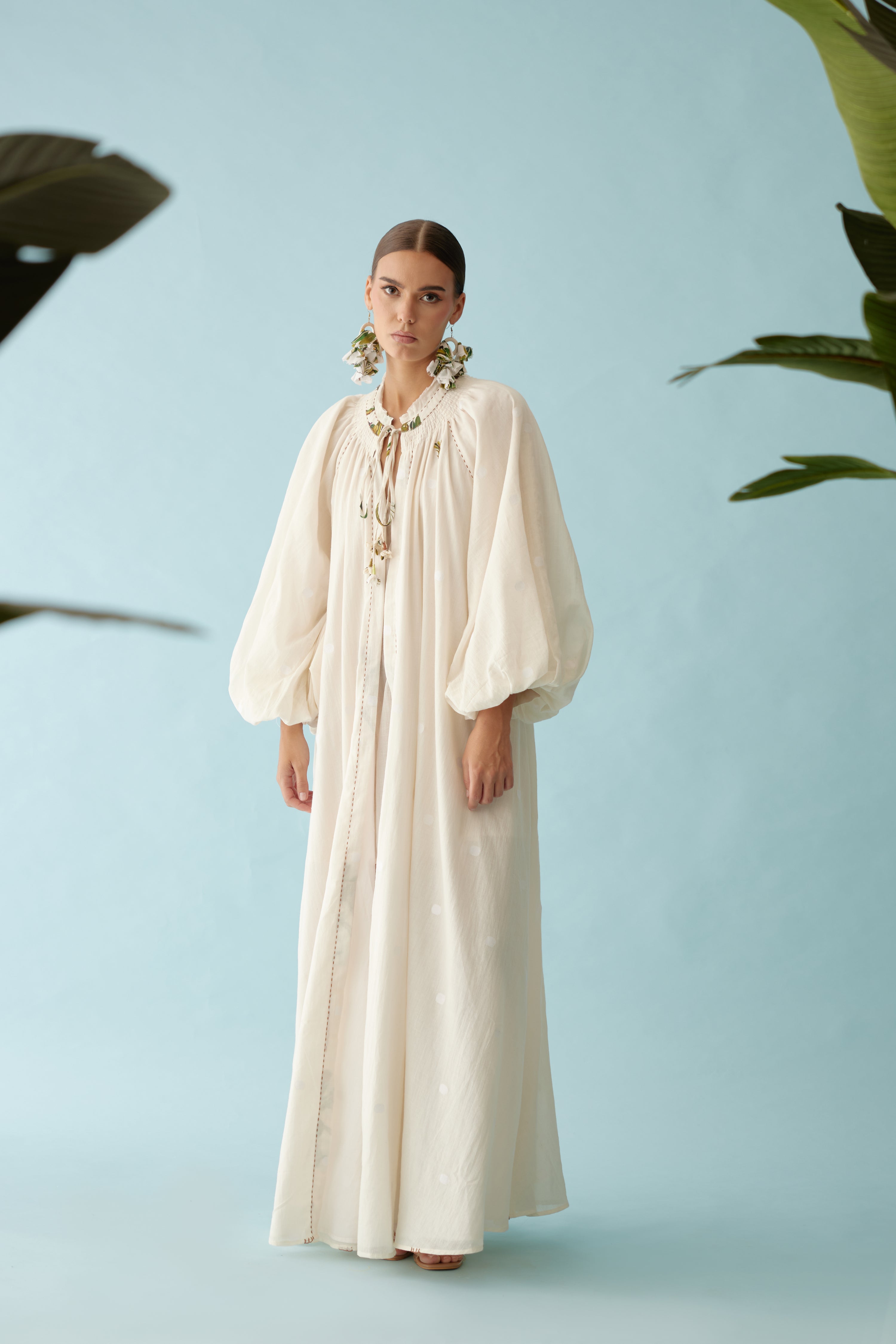 Cream handwoven jamdani cotton bubble sleeves overgarment
