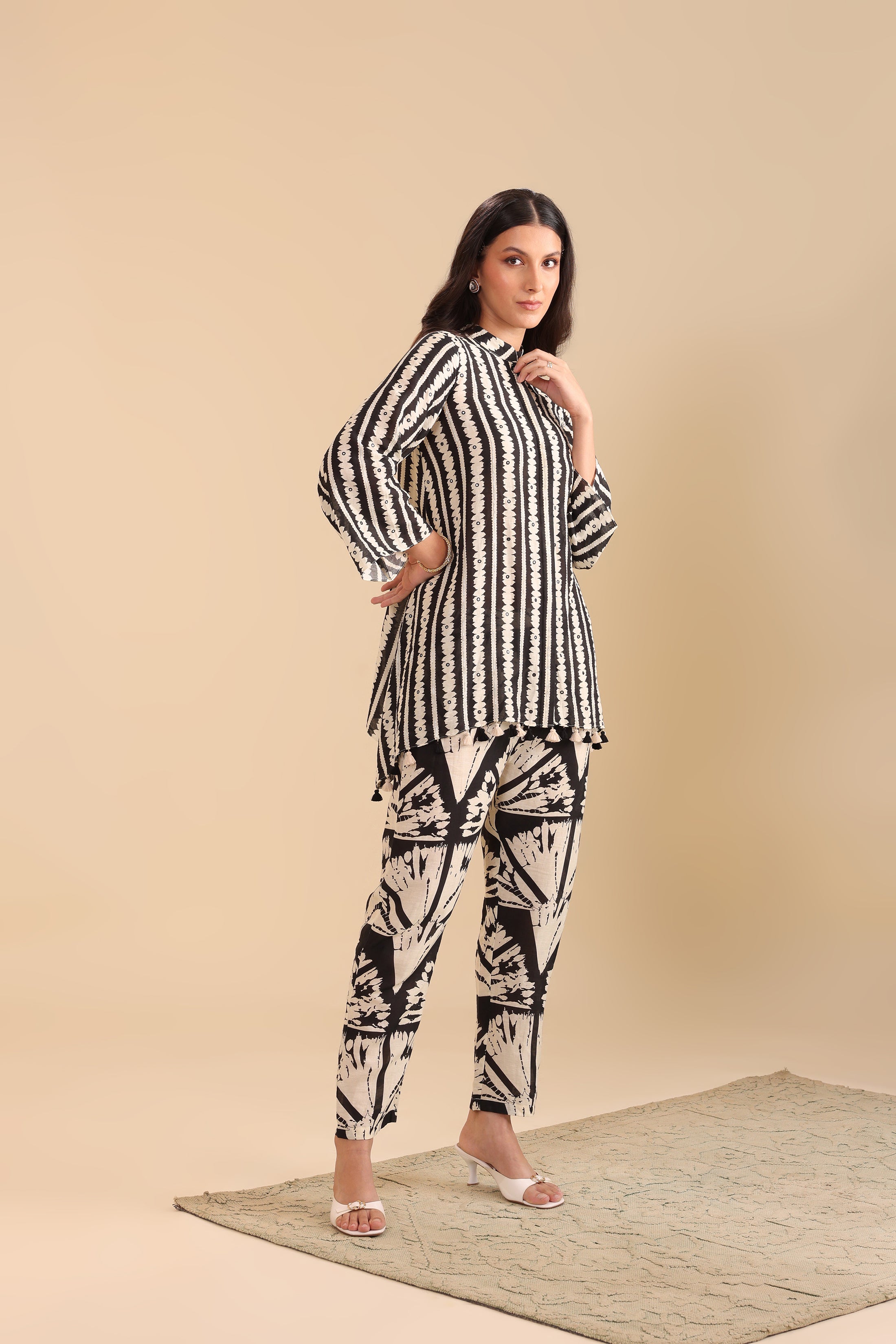 Naqsh Embellished co-ord set