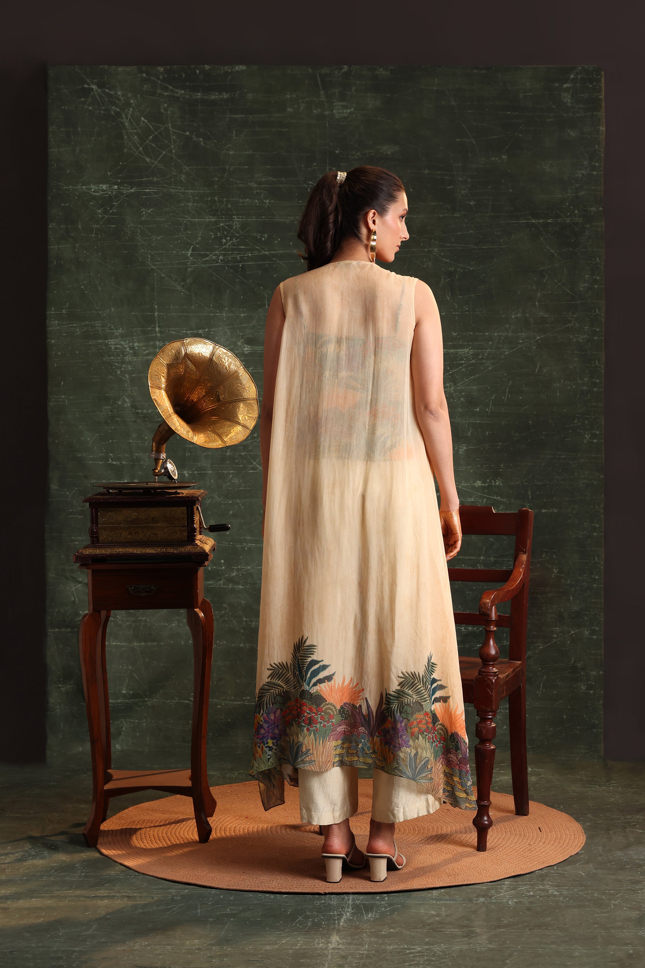 Kaira emblished Asymmetric kurta set