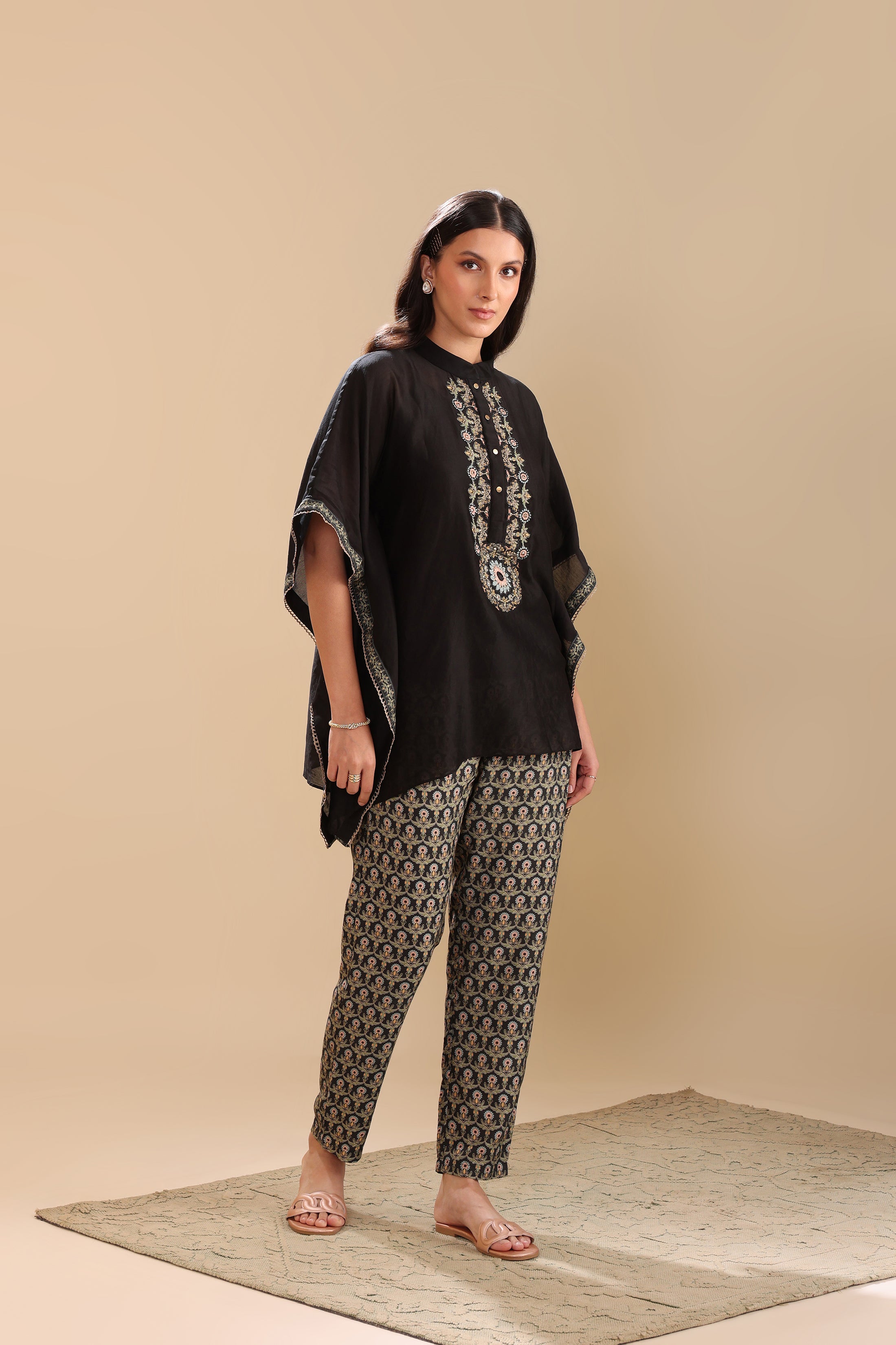 Eraya embellished kaftan set