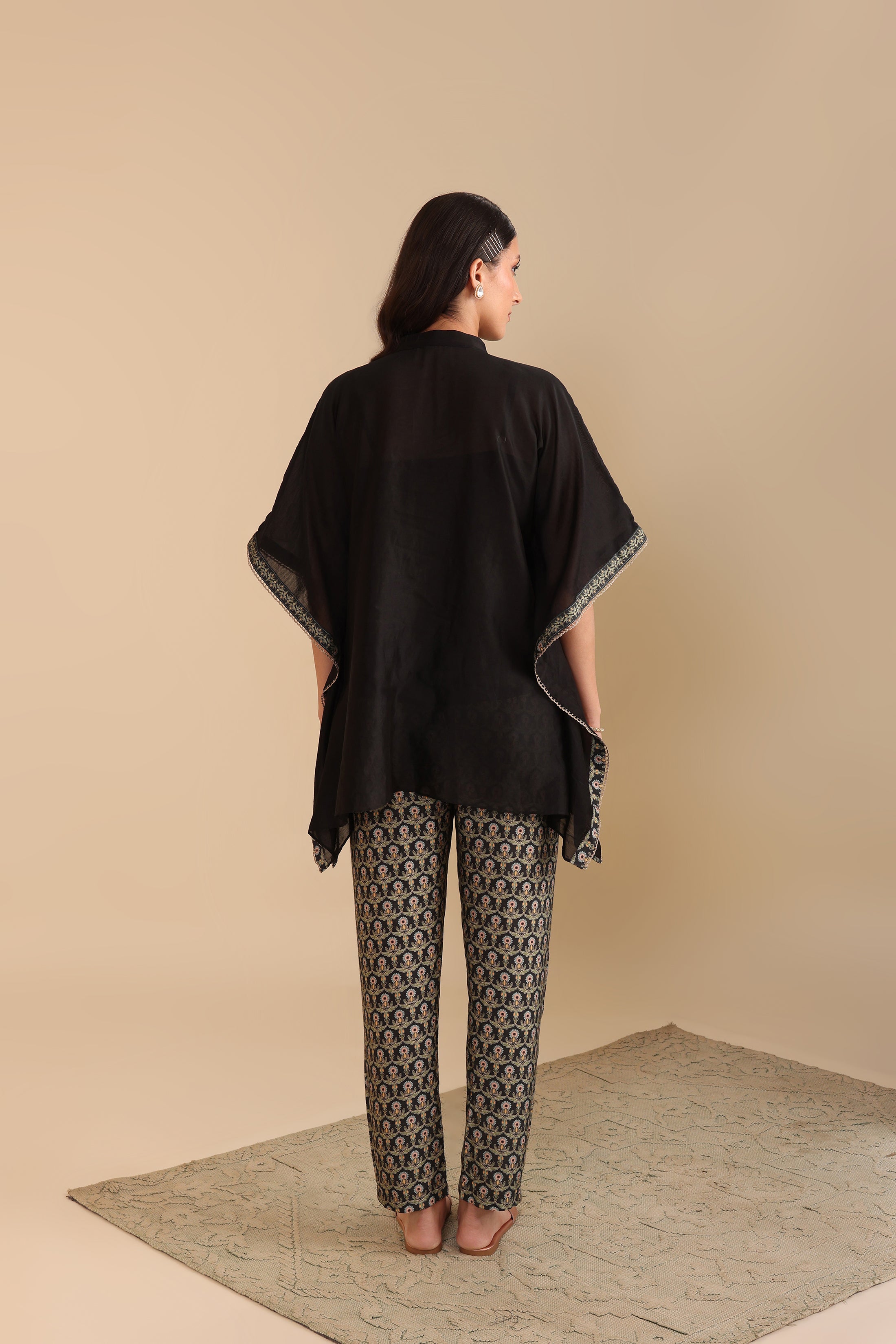 Eraya embellished kaftan set