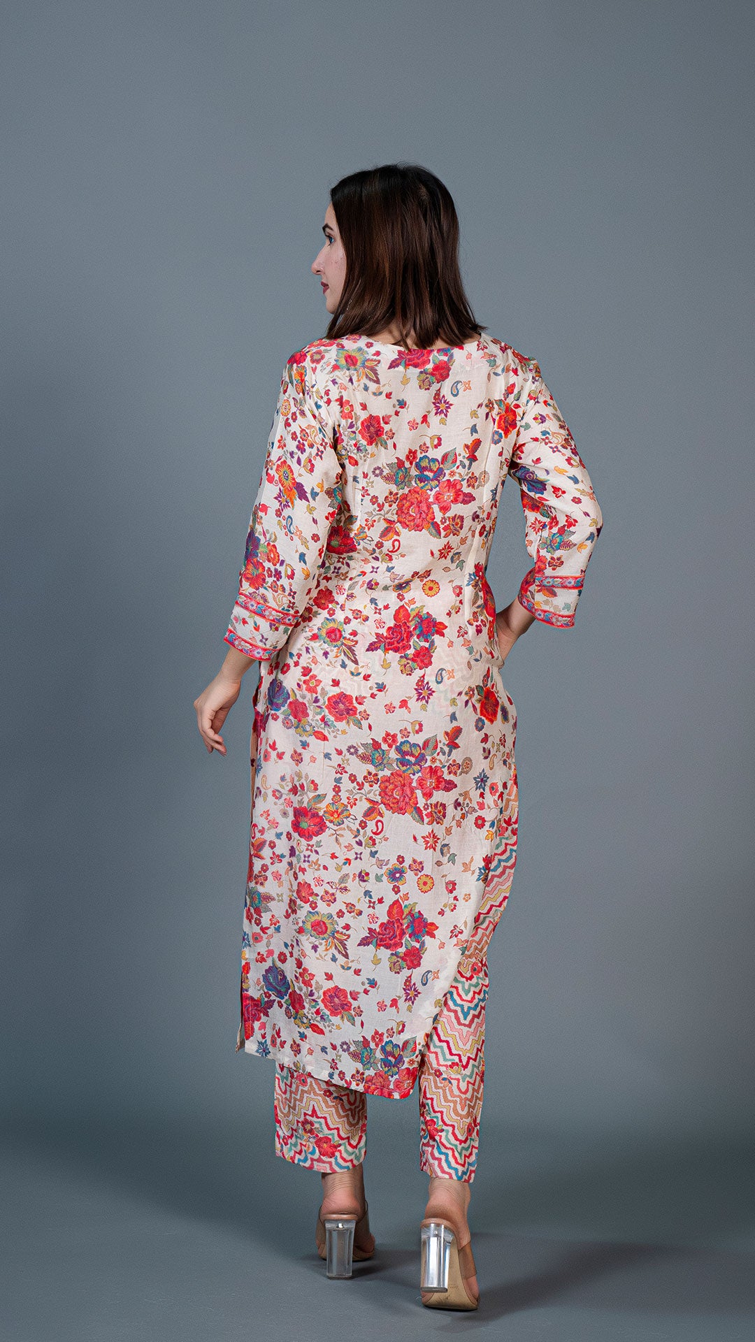 OFF WHITE FLORAL PRINT KURTA IN COTTON SILK