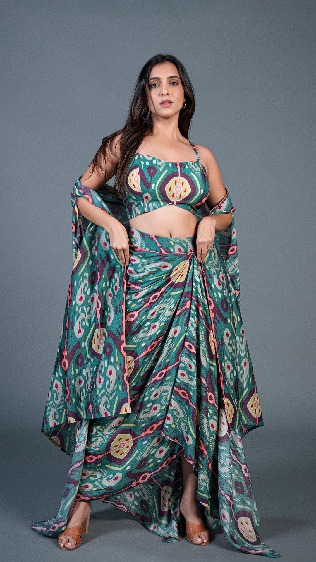 GREEN IKKAT PRINT DRAPE SKIRT SET IN COTTON SILK