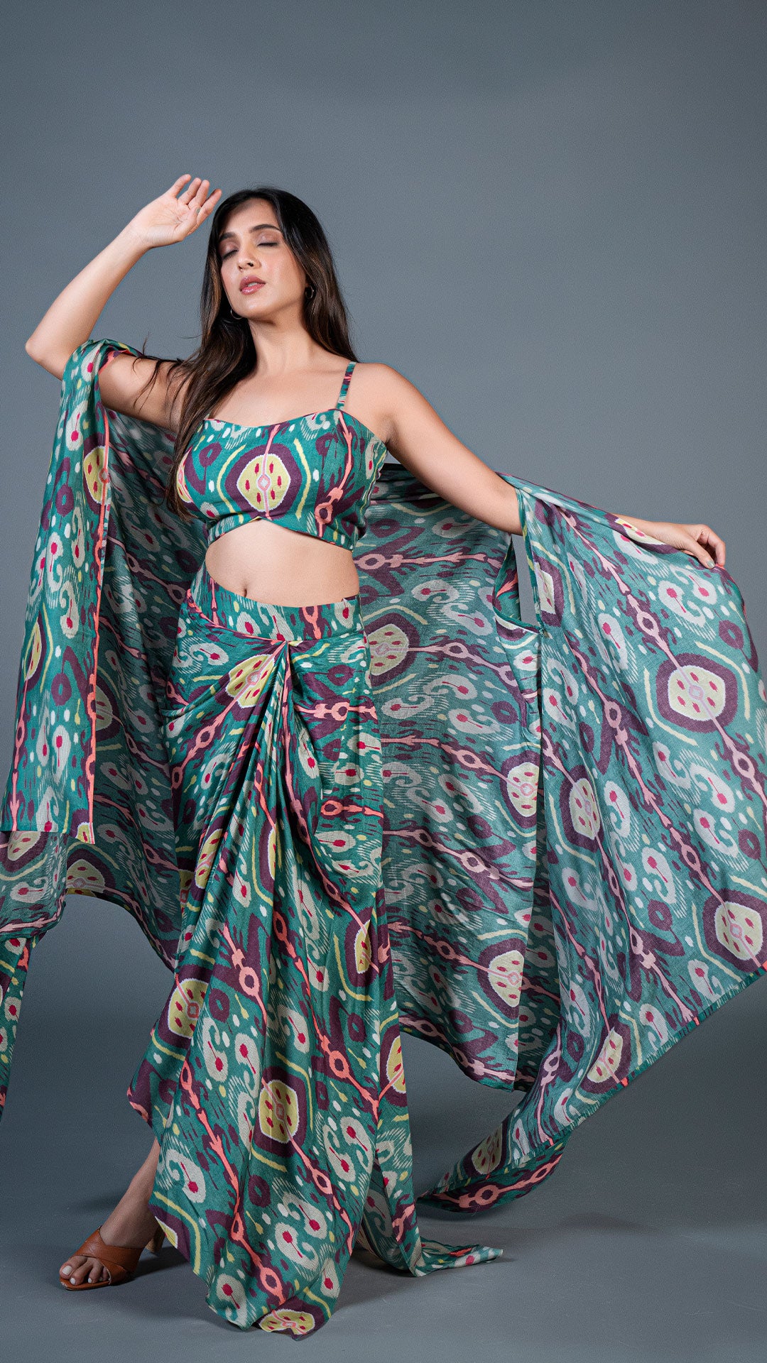 GREEN IKKAT PRINT DRAPE SKIRT SET IN COTTON SILK