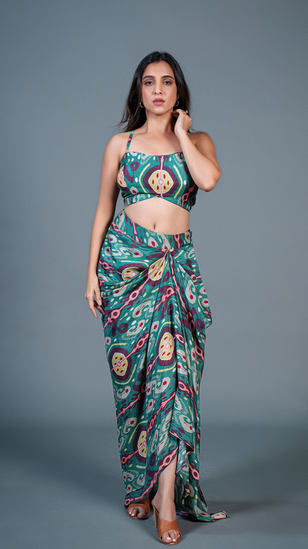 GREEN IKKAT PRINT DRAPE SKIRT SET IN COTTON SILK