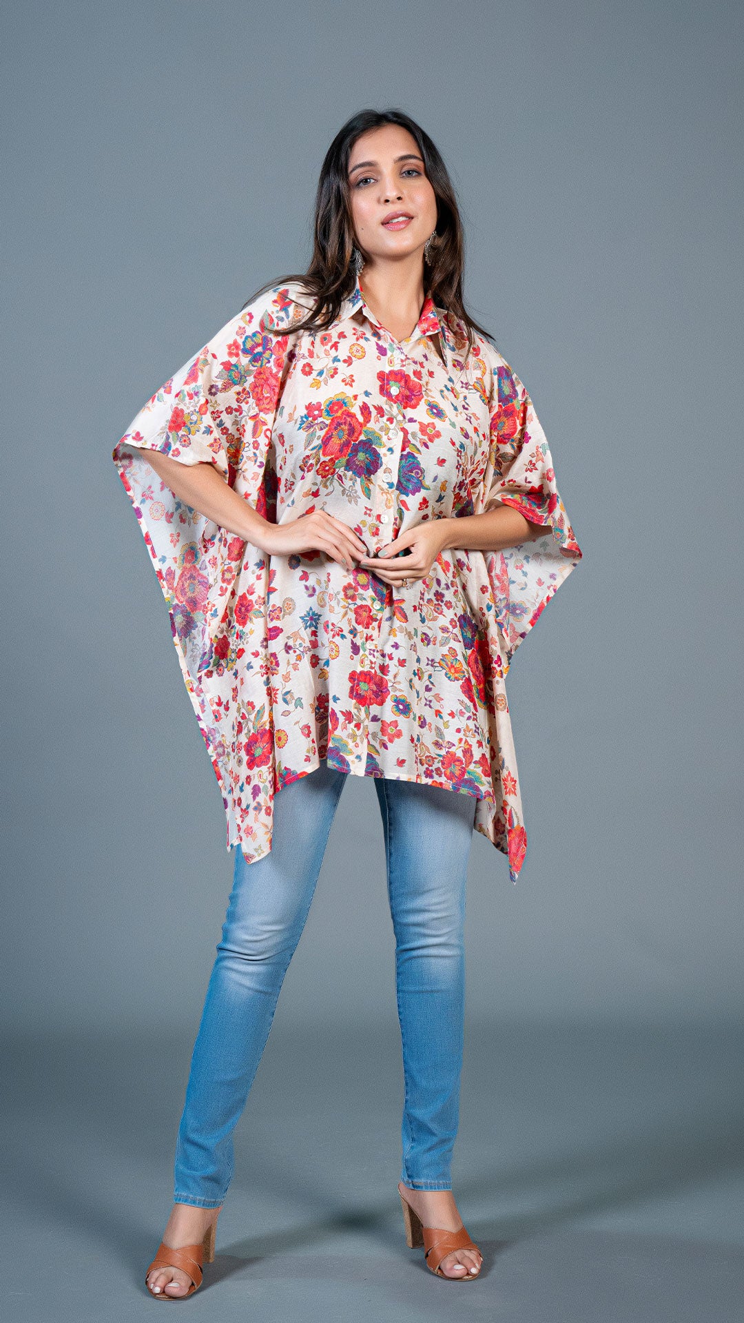 OFF WHITE FLORAL PRINT SHORT KAFTAN TOP IN COTTON SILK
