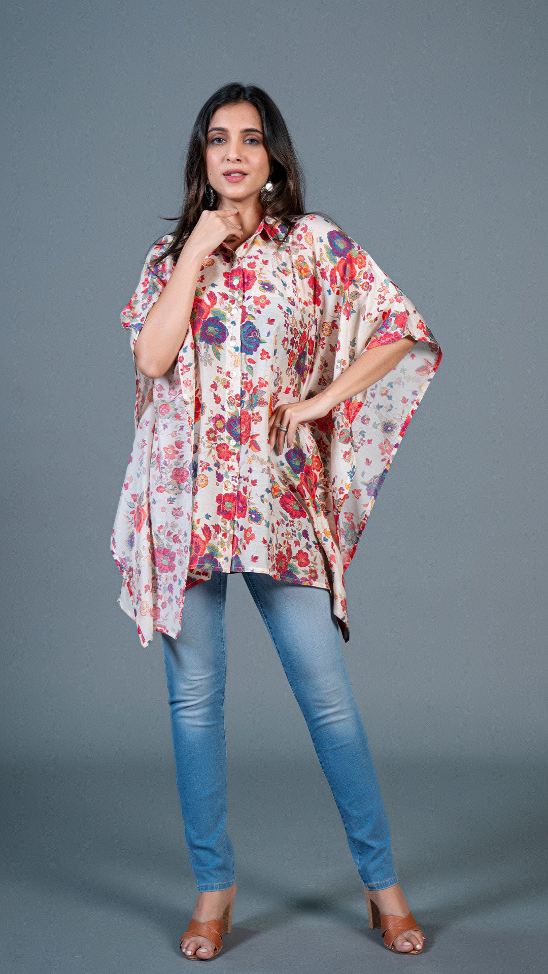 OFF WHITE FLORAL PRINT SHORT KAFTAN TOP IN COTTON SILK