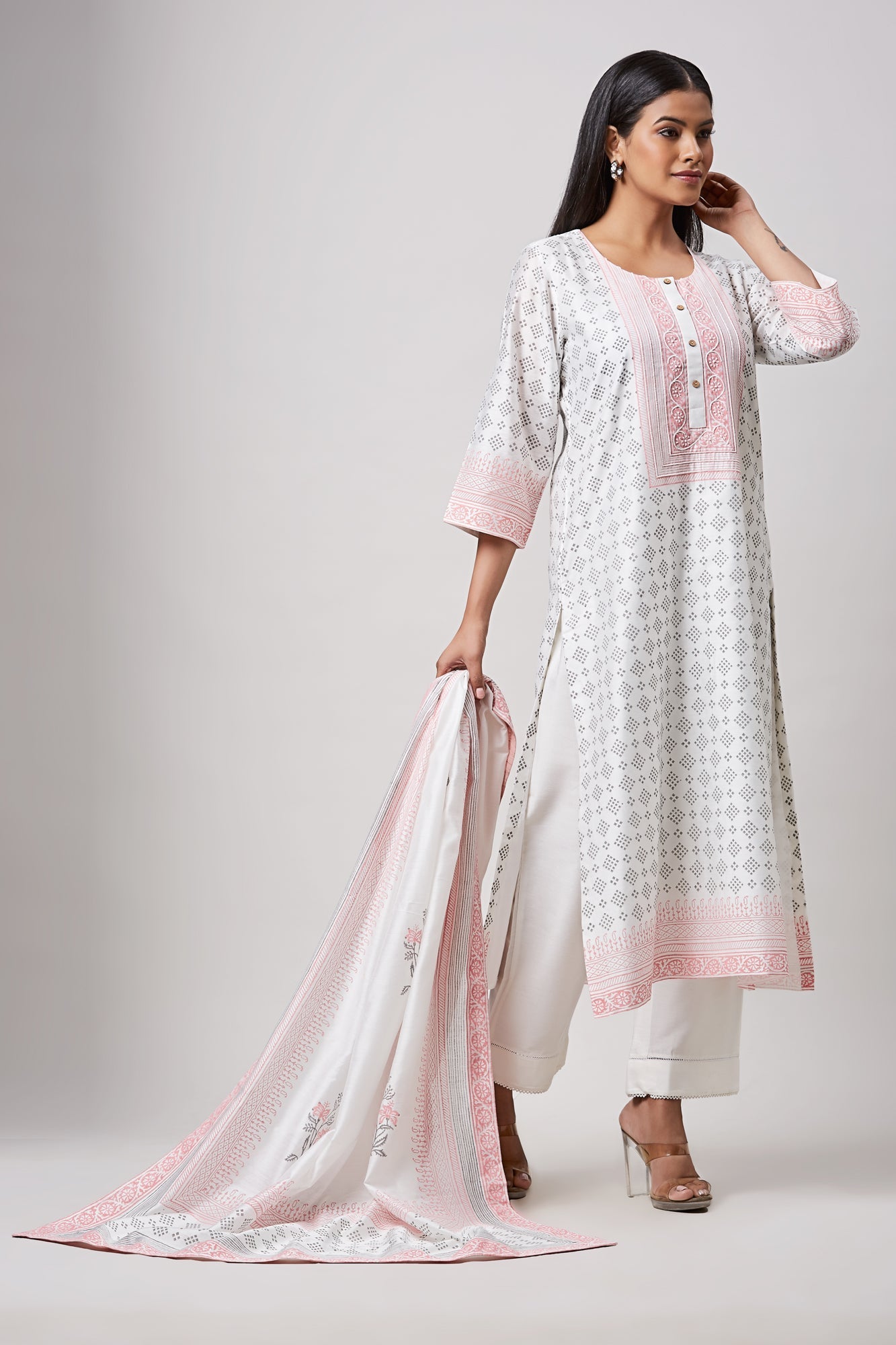 PRAJAKTA HAND BLOCK PRINTED SET