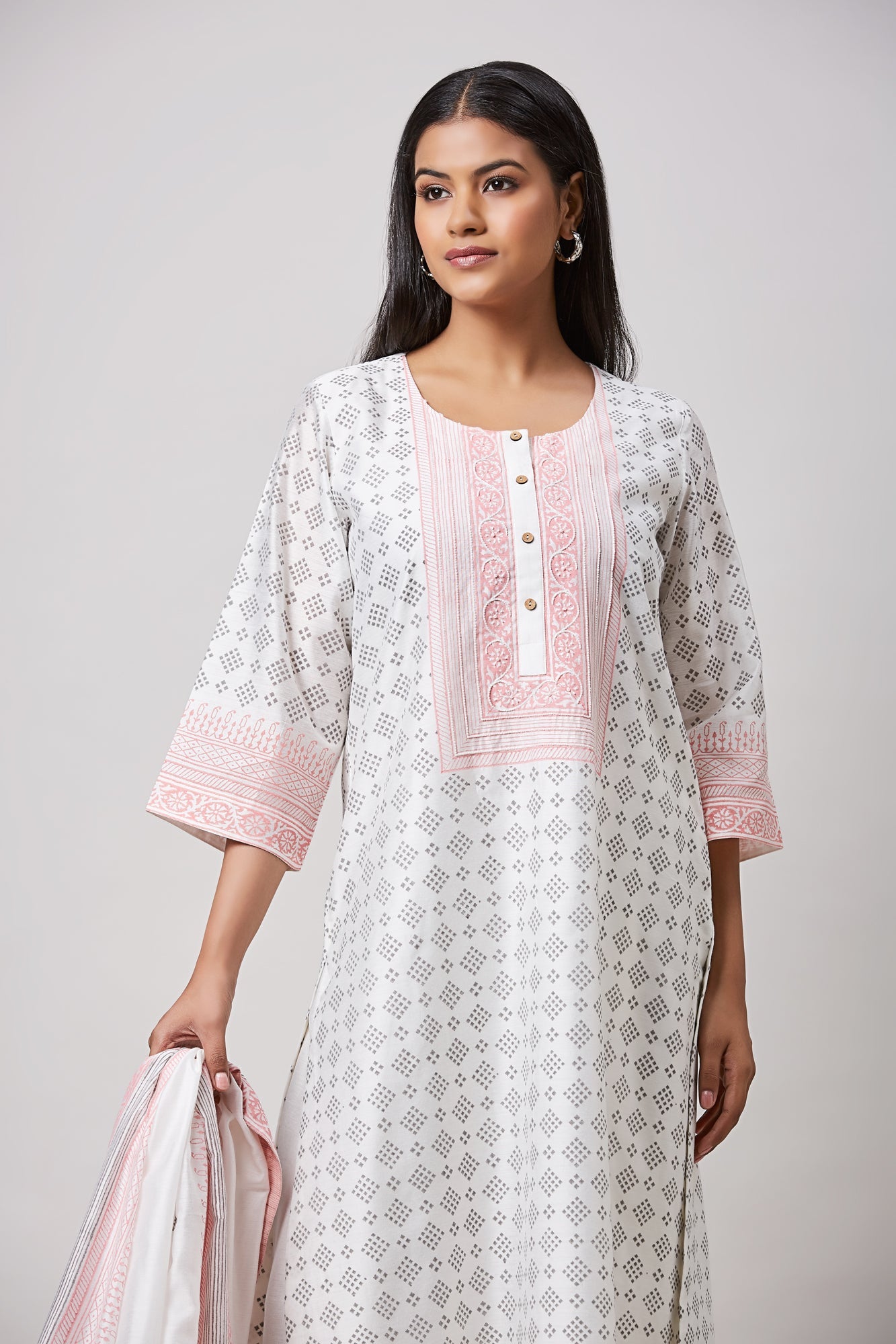 PRAJAKTA HAND BLOCK PRINTED SET