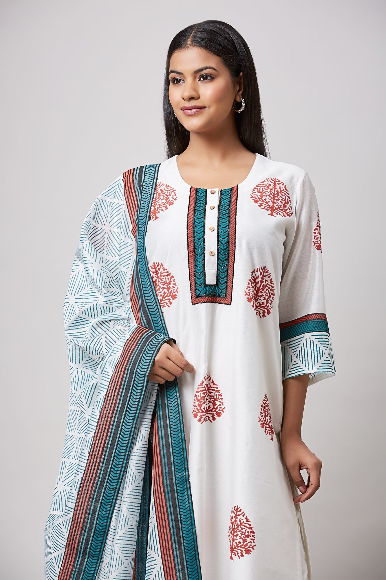 APARJITA HAND BLOCK PRINTED SET