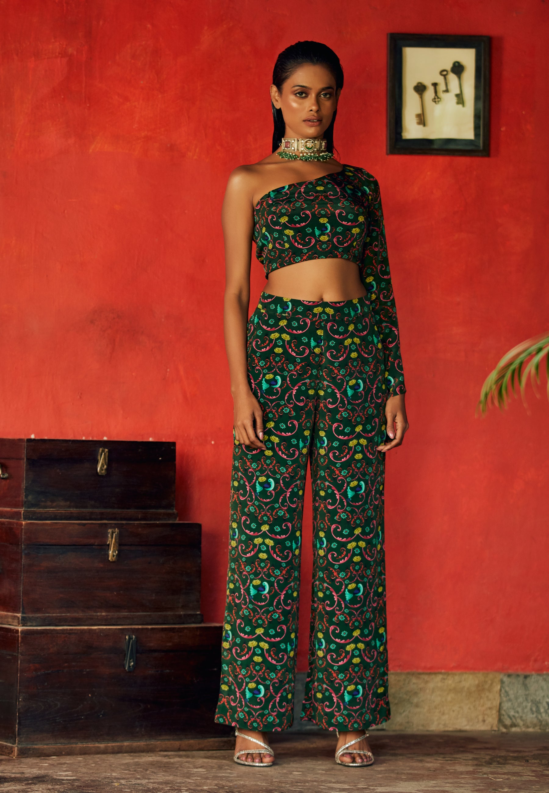 top with pleat pant